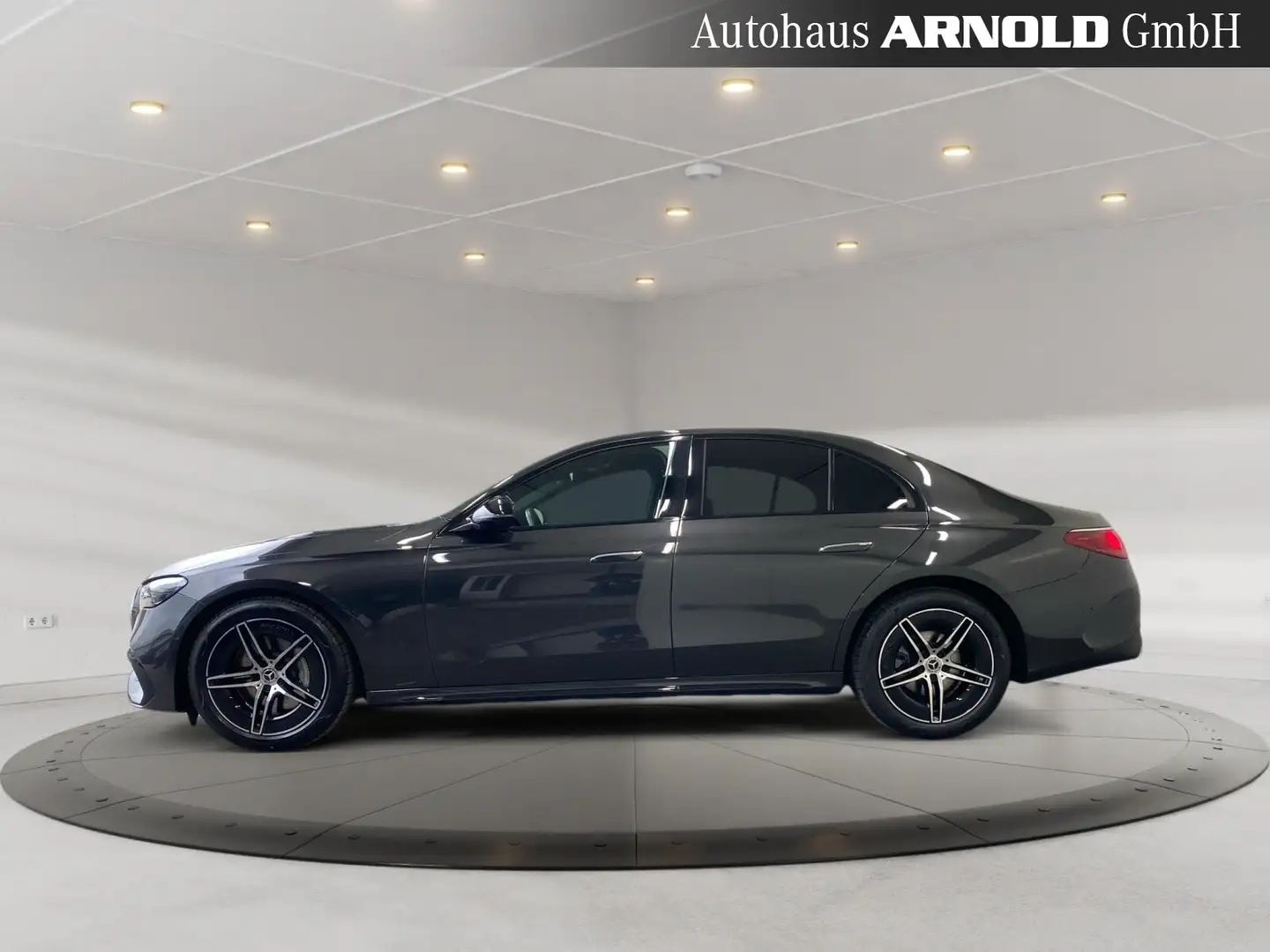 Mercedes-Benz E 220 E 220 d AMG-Line Night-P. DISTRONIC Navi LED DAB Gris - 2