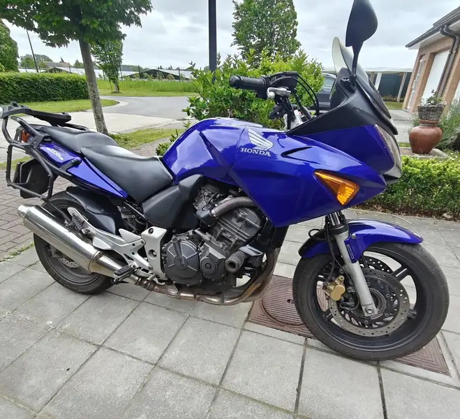 Honda CBF 600 - foto 2