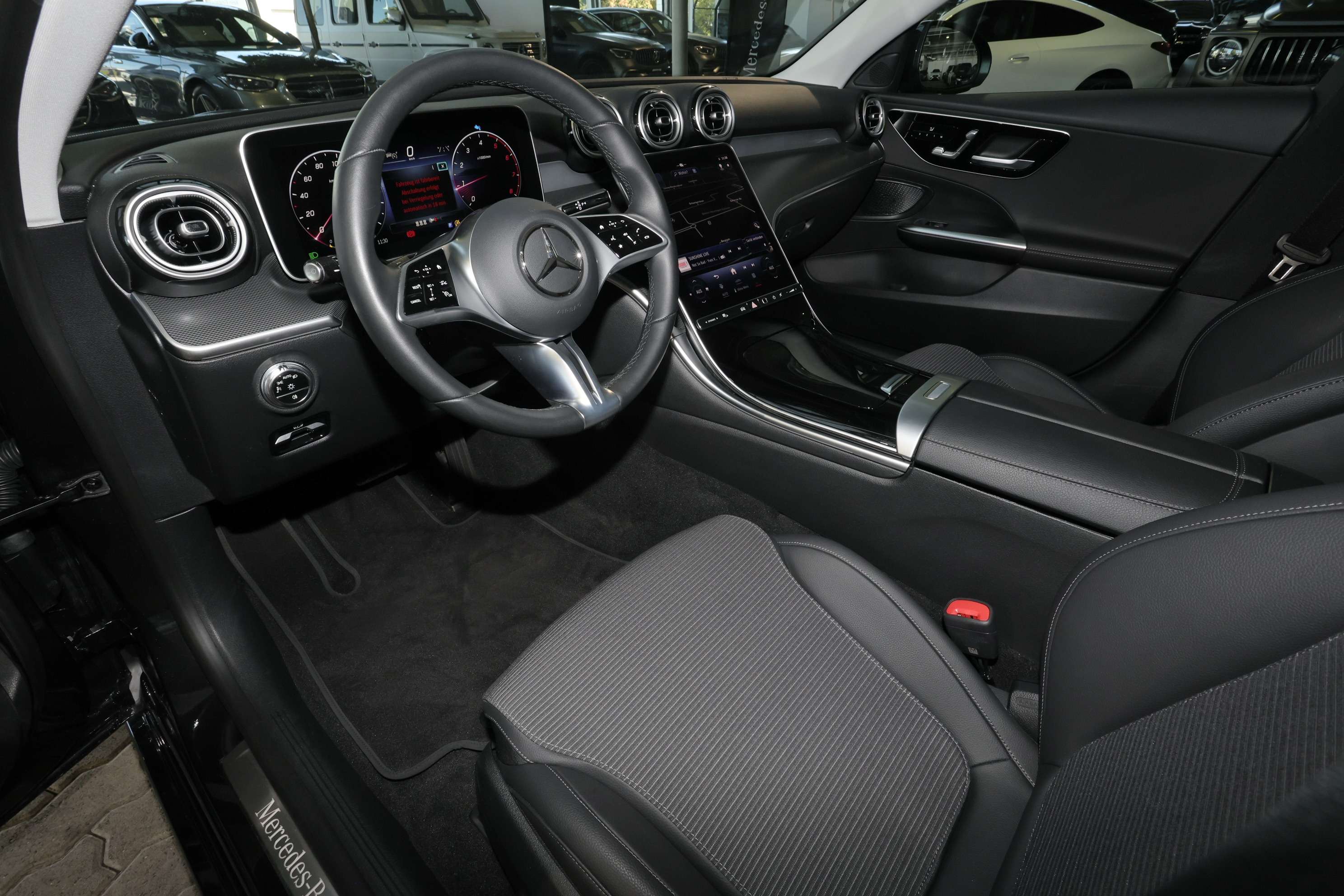 Mercedes-Benz C 180