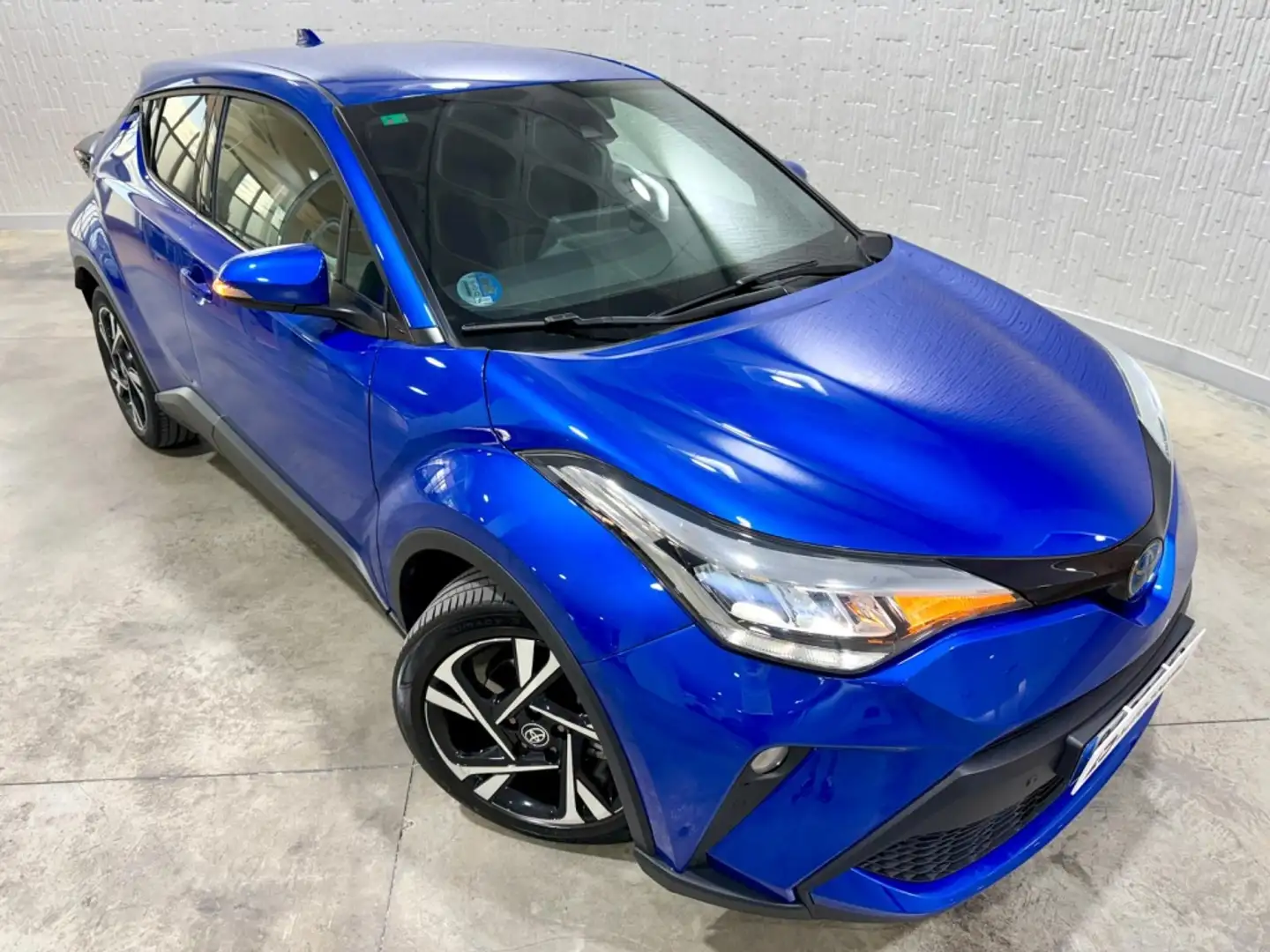Toyota C-HR 180H Advance Azul - 2