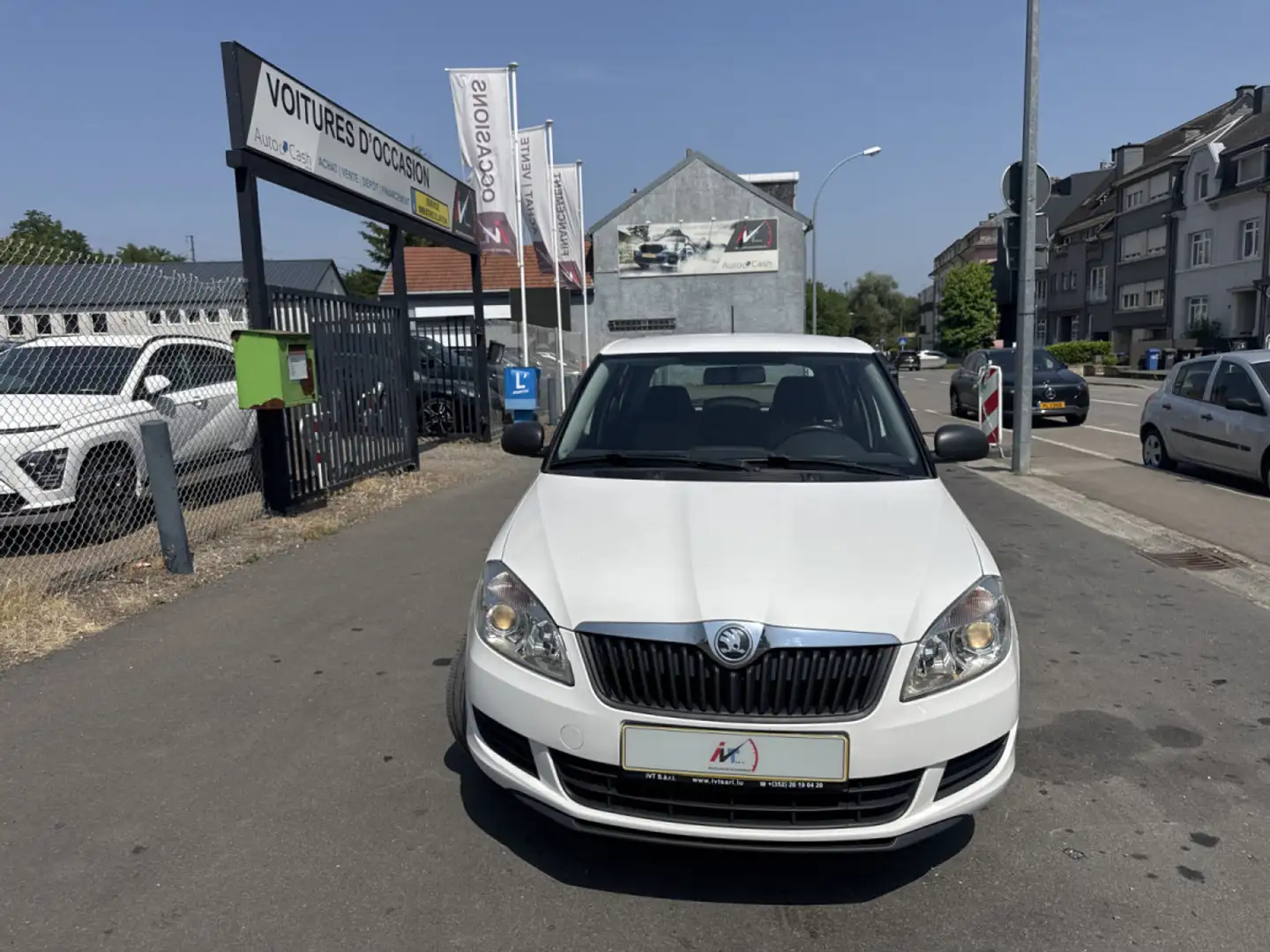 Skoda Fabia 1.2 ESSENCE 60CV Blanc - 2