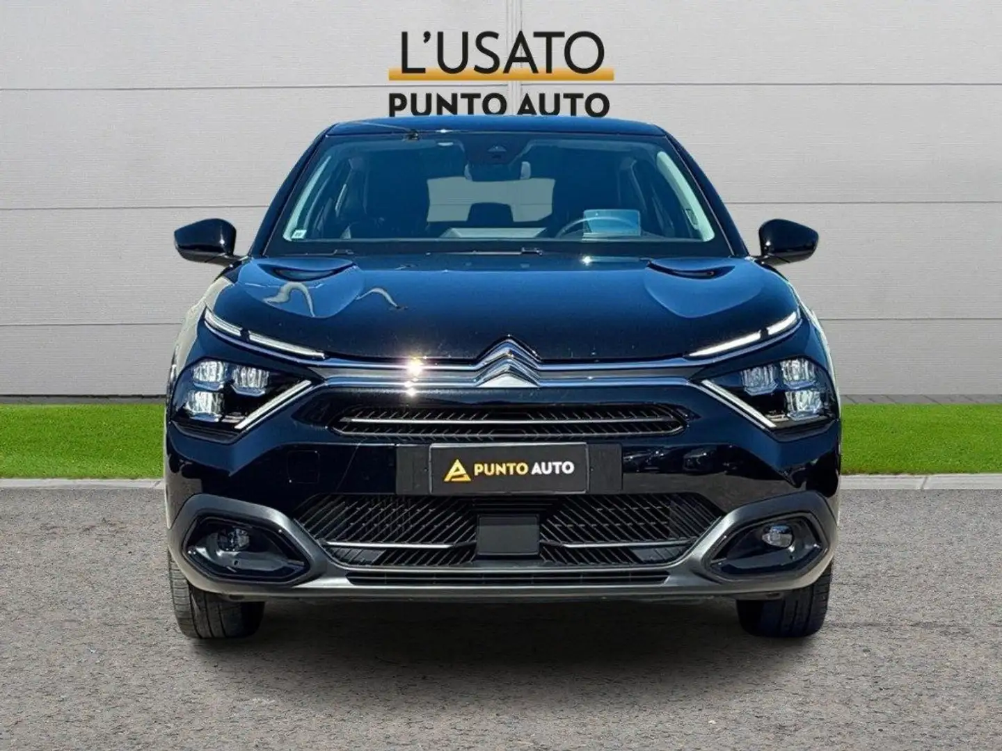 Citroen C4 BlueHDi 110 S&S Feel Pack Zwart - 2