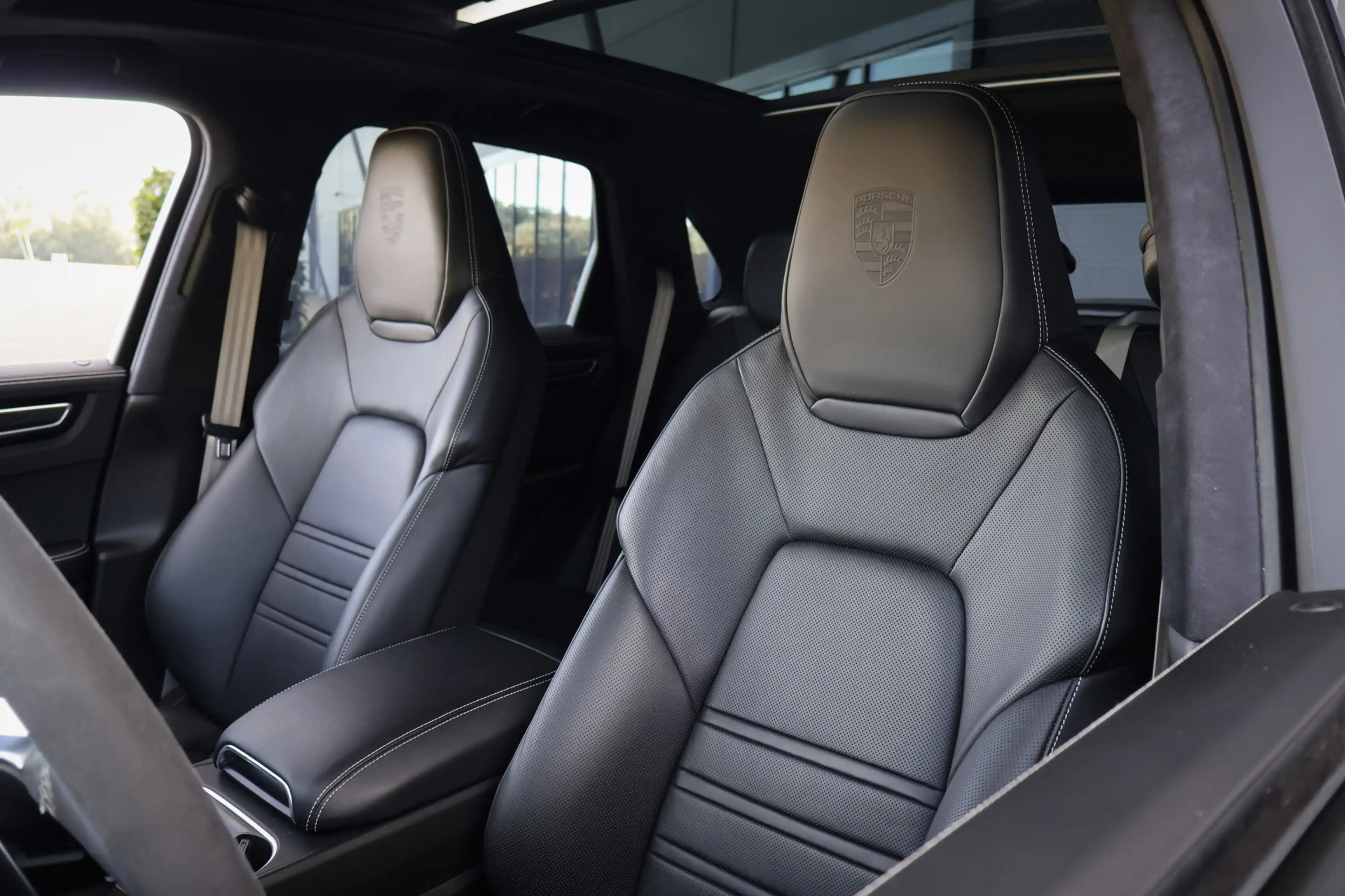 Porsche Cayenne 3.0 E-Hybrid Platinum Edition BTW AUTO | TECHART V — photo 4