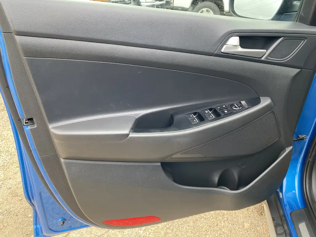 2019 Hyundai Tucson Luxury | Heated Steering Wheel | Rear Cam | Powere — photo 6