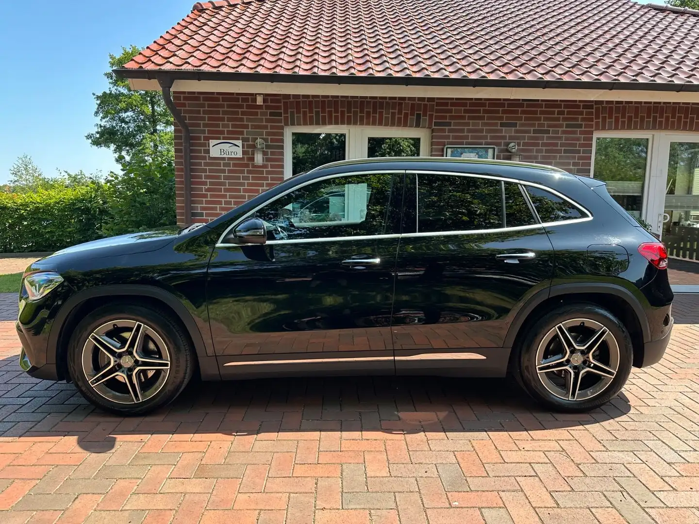 Mercedes-Benz GLA 200 AMG-Line Autom.!!! Noir - 2