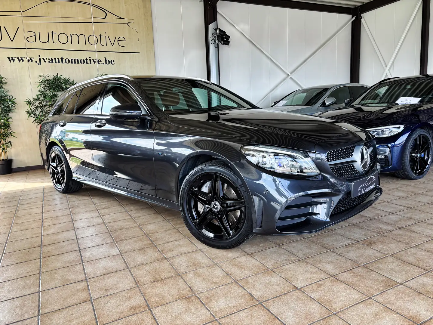 Mercedes-Benz C 300 e PHEV * AMG PACK * 360° CAMERA * Grey - 2