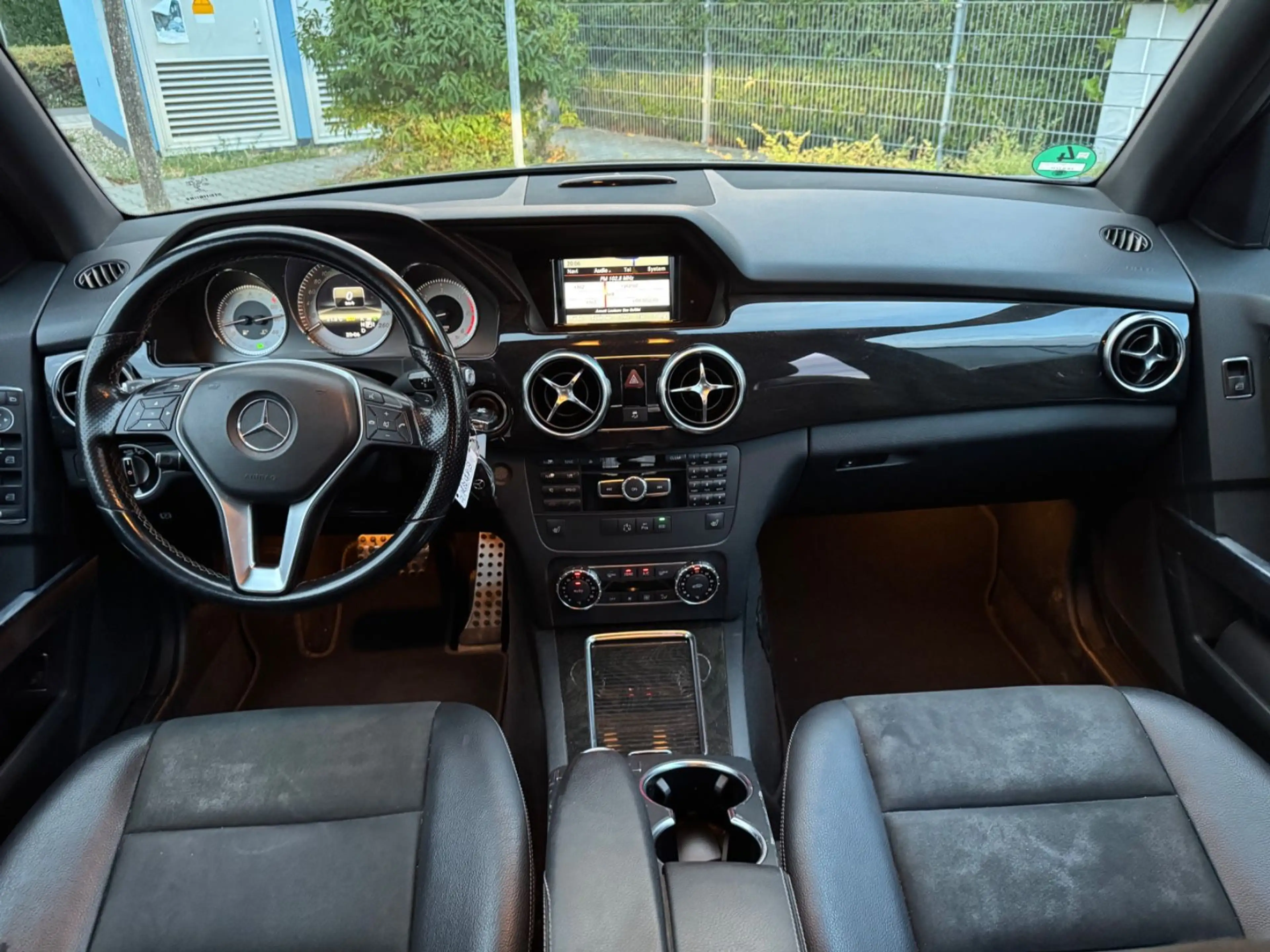 Mercedes-Benz GLK 220 CDI BE 4Matic*Xenon*Navi*SHZ — photo 10