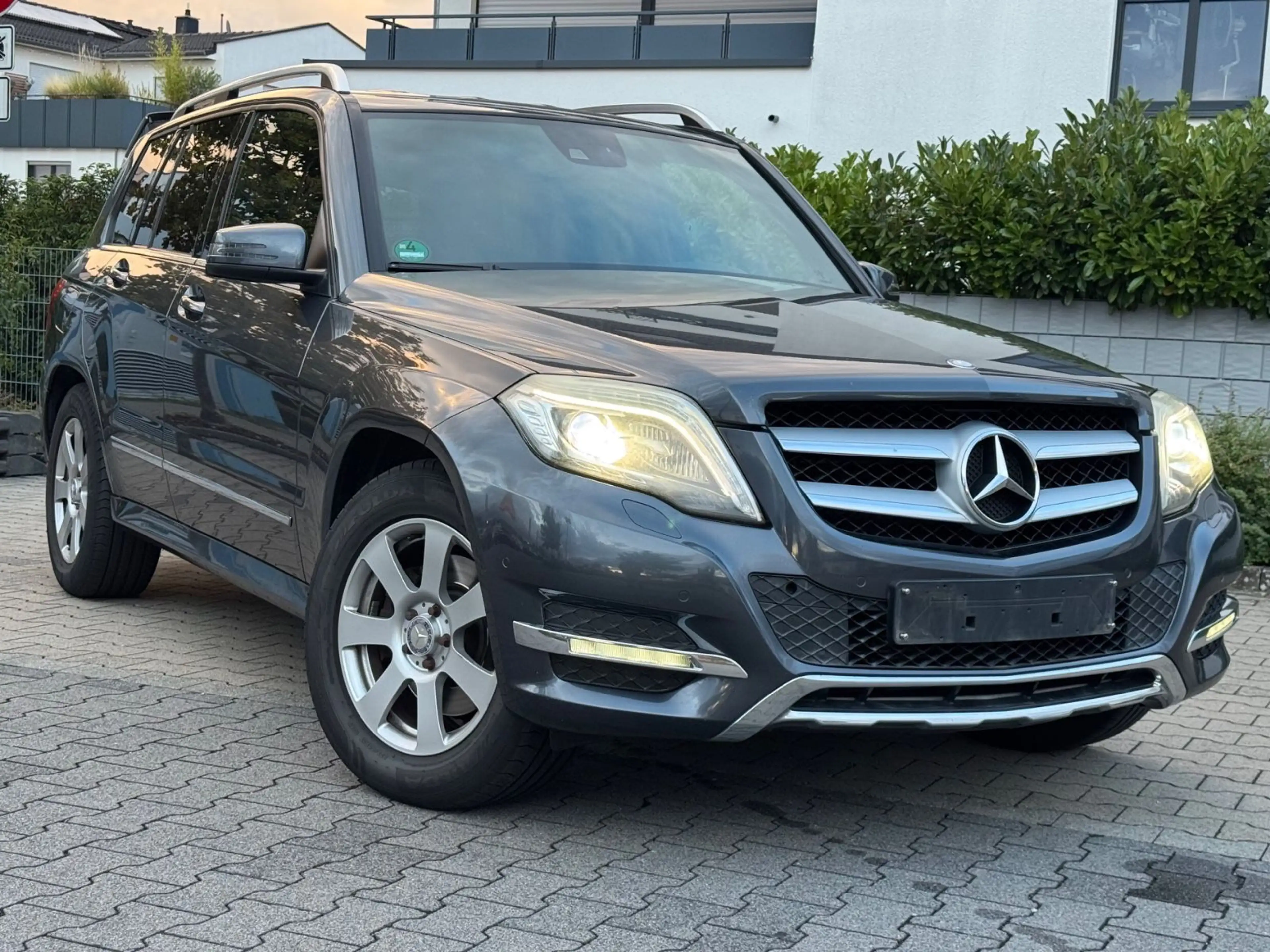 Mercedes-Benz GLK 220 CDI BE 4Matic*Xenon*Navi*SHZ