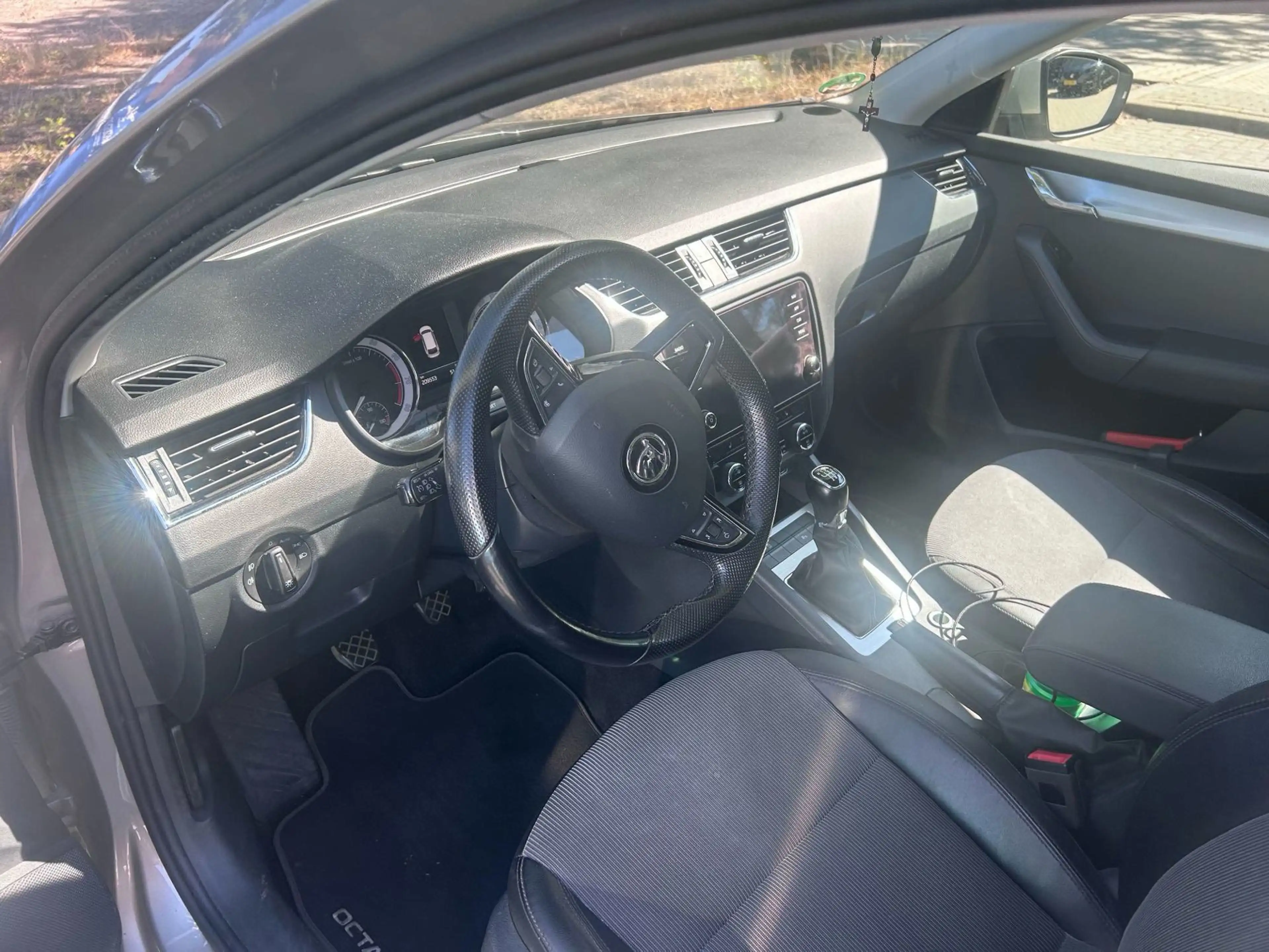 Skoda Octavia Combi 1.0 TSI Greentech Ambition Business — photo 3