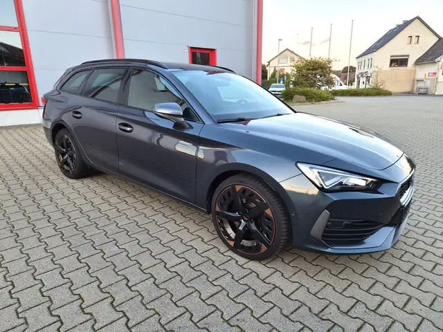 CUPRA Leon Sportstourer 1.4 e-Hybrid (180 kW) Navi Panorama