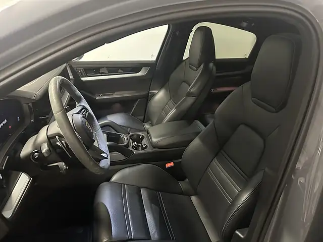 Porsche Cayenne Coupe III E-Hybrid Sportdesgin Ansicht 15