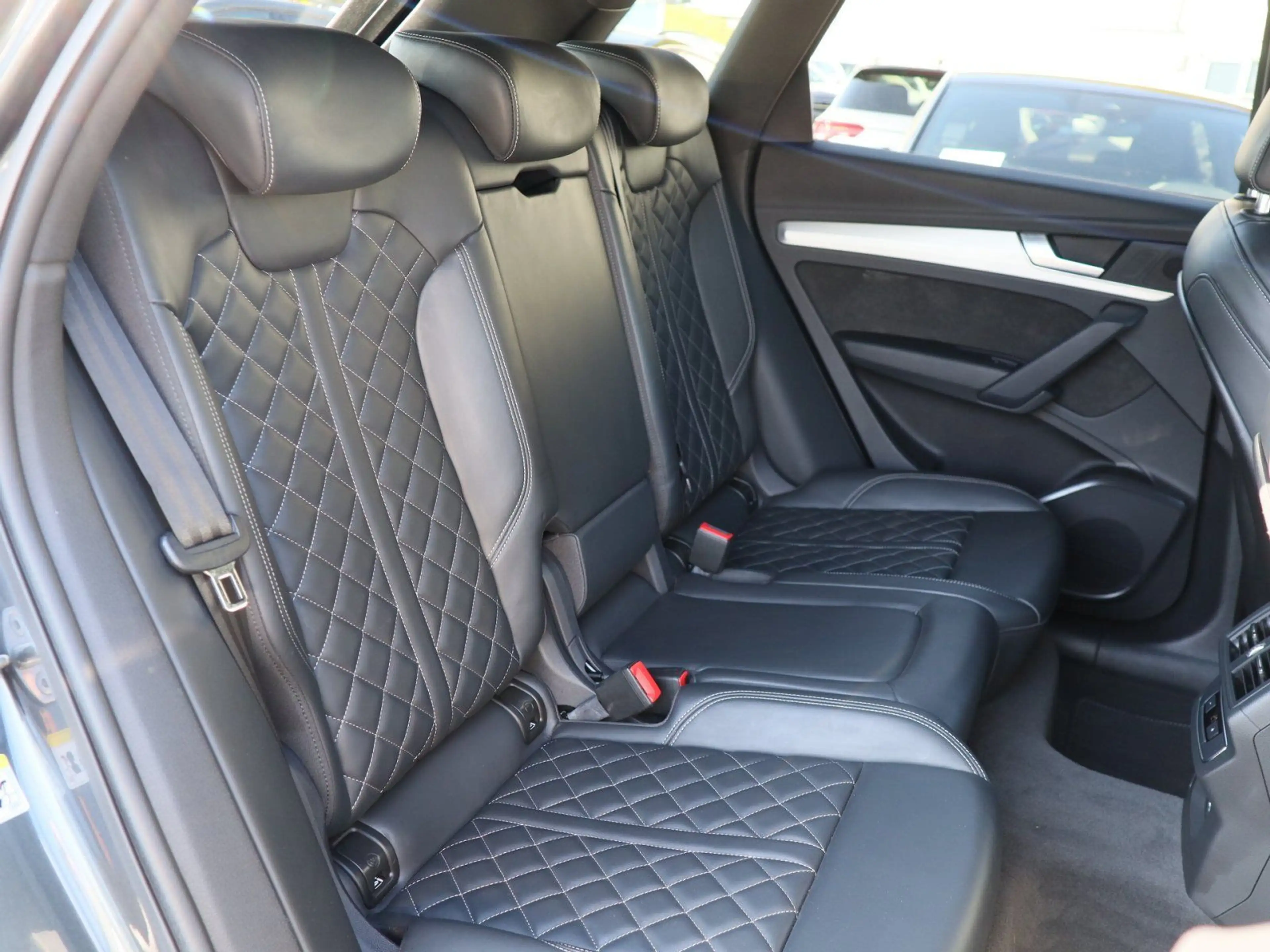 Audi SQ5 nza 3.0 TDI quattro AHK Luft Matrix Navi — photo 4