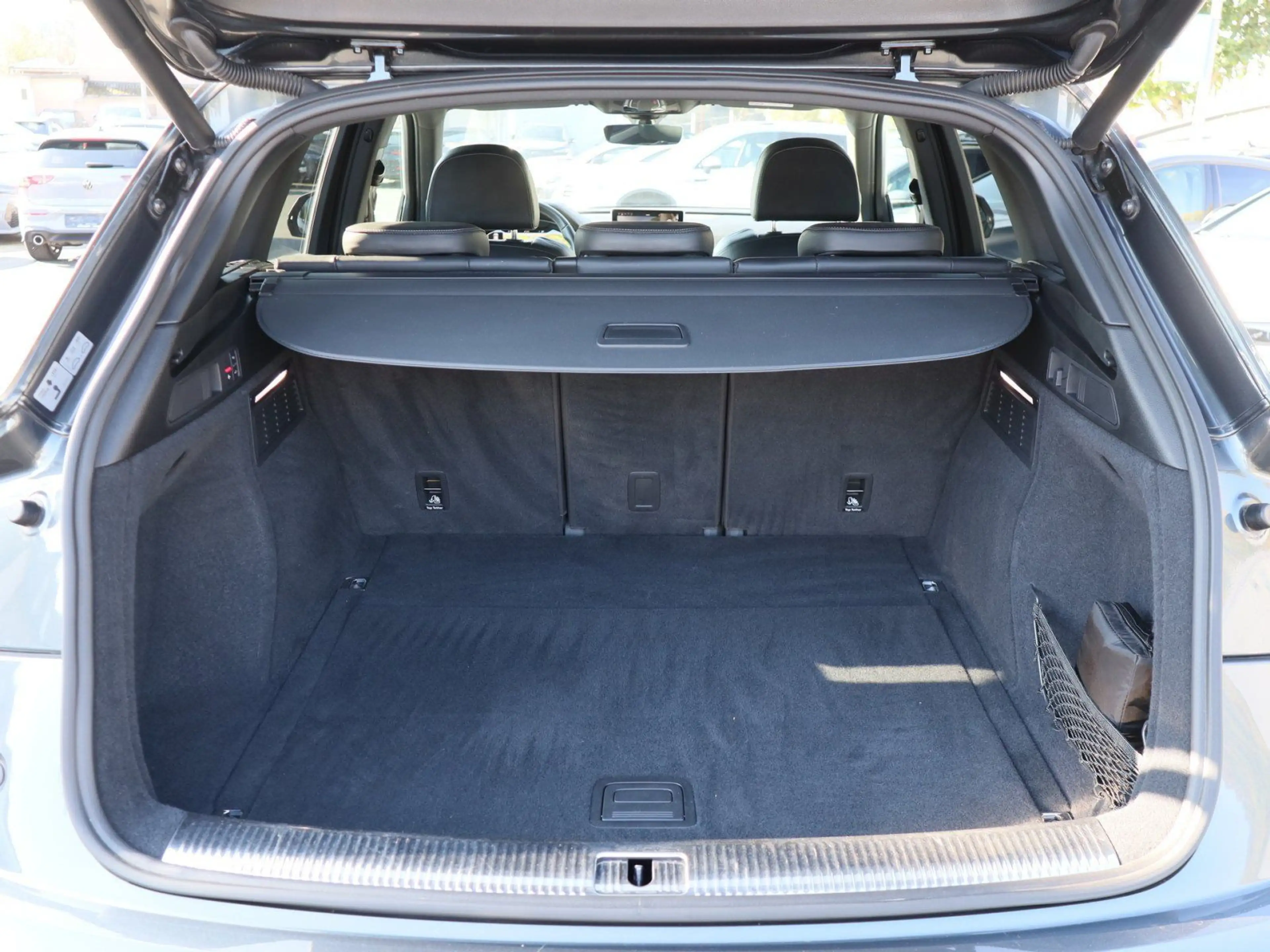 Audi SQ5 nza 3.0 TDI quattro AHK Luft Matrix Navi — photo 10