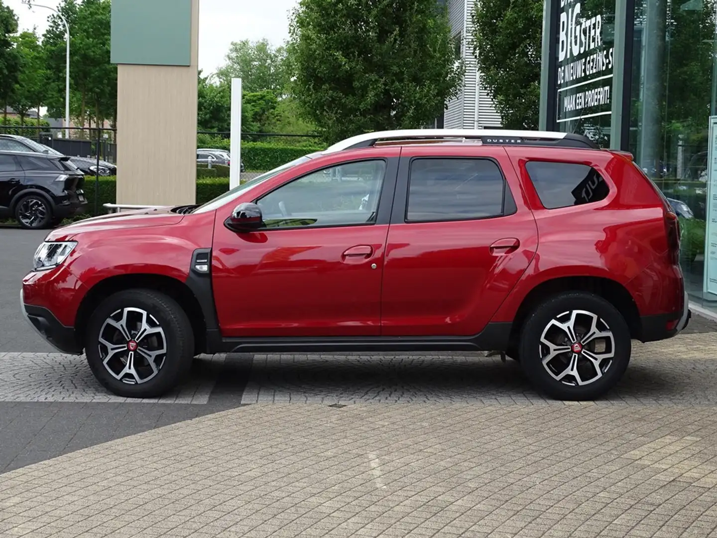 Dacia Duster Techroad TCe 150 GPF Rood - 2