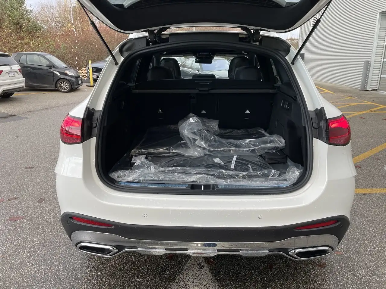 Mercedes-Benz GLC снимка Mercedes-Benz GLC