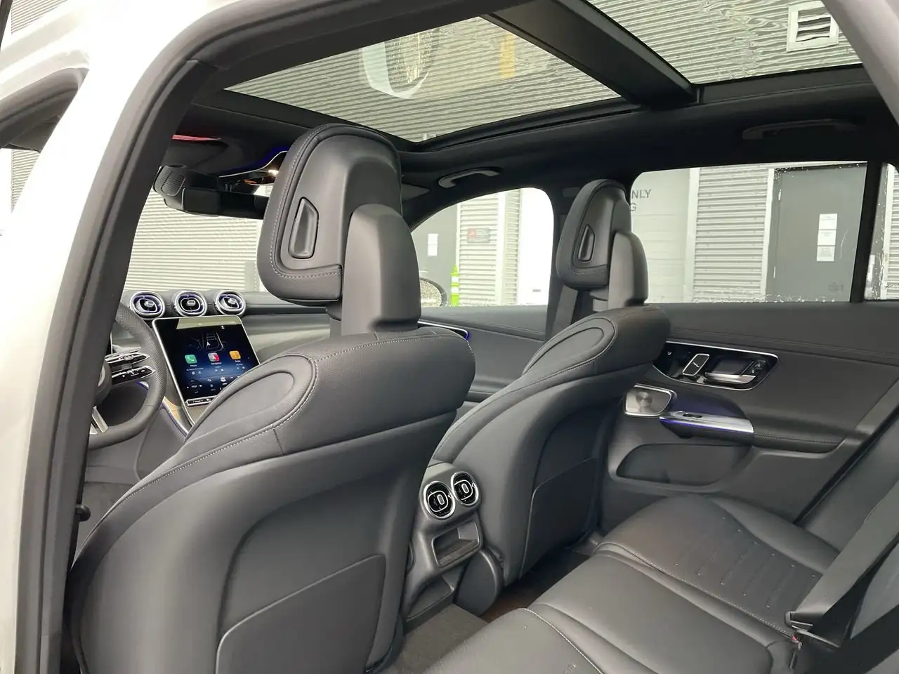 Mercedes-Benz GLC снимка Mercedes-Benz GLC
