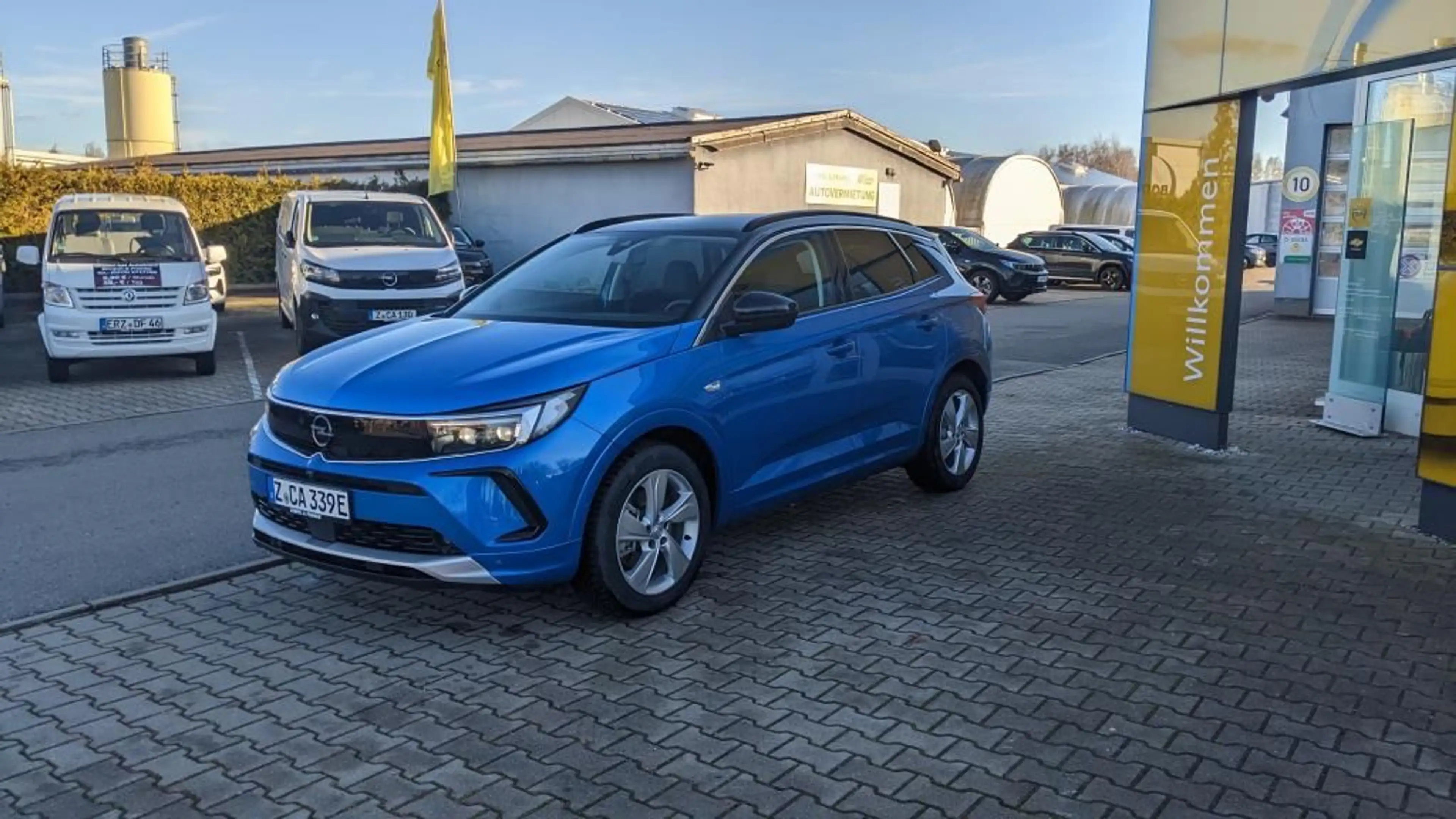 Opel Grandland X Grandland PHEV Ultimate 165 kW 224 PS AT8 — photo 3