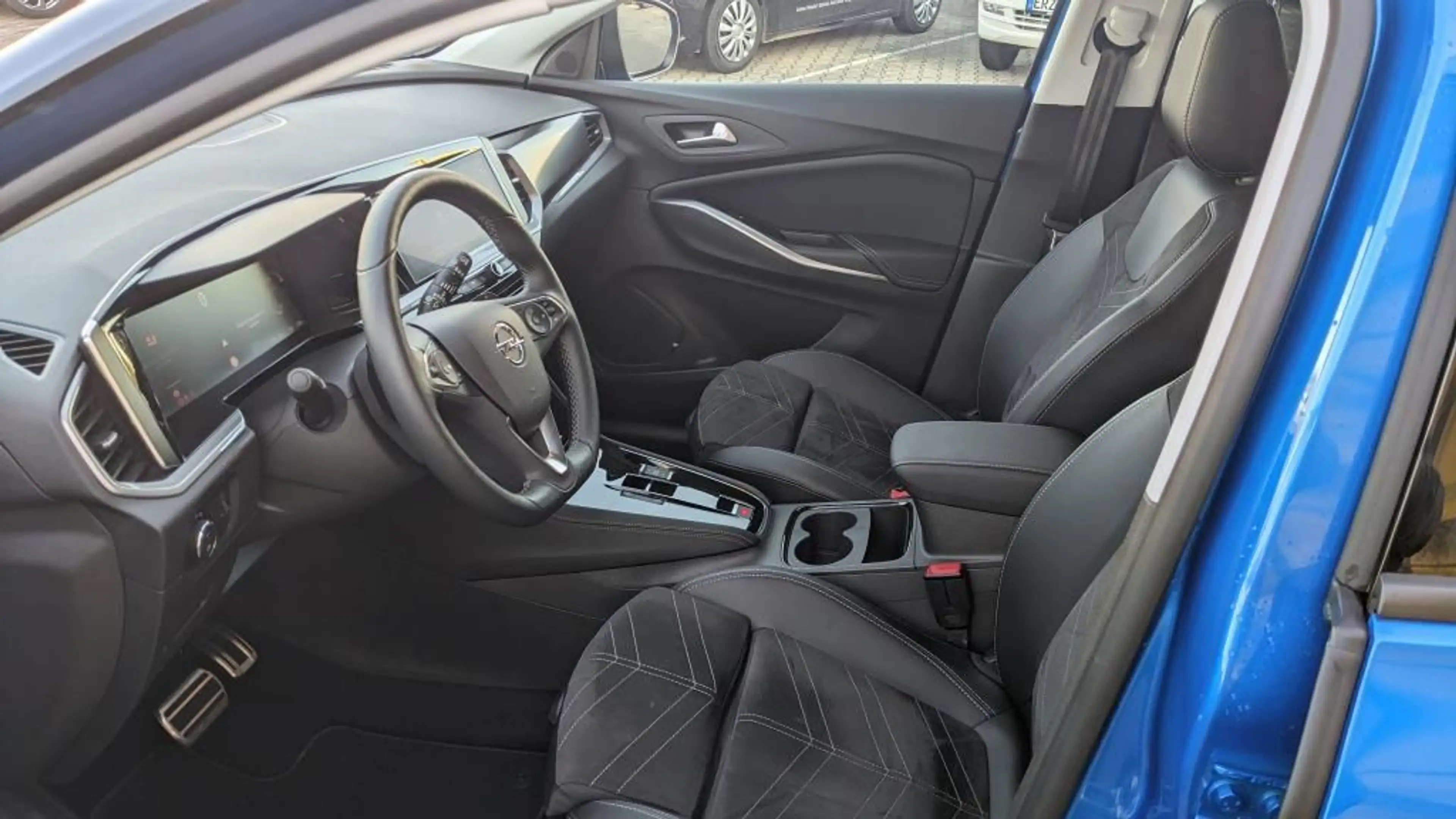 Opel Grandland X Grandland PHEV Ultimate 165 kW 224 PS AT8 — photo 11