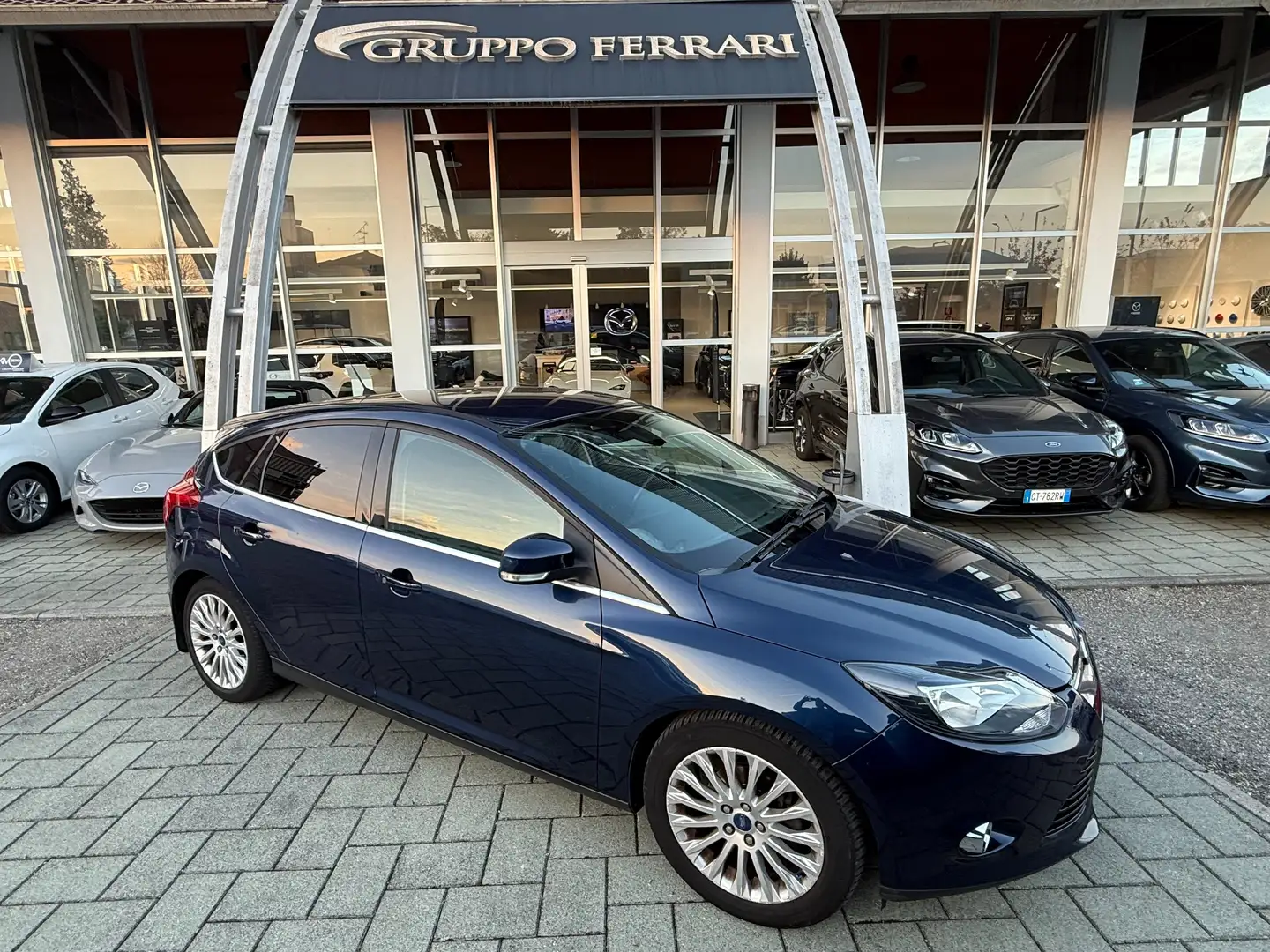 Ford Focus Focus III 2011 5p 1.6 tdci Titanium 115cv Blauw - 2