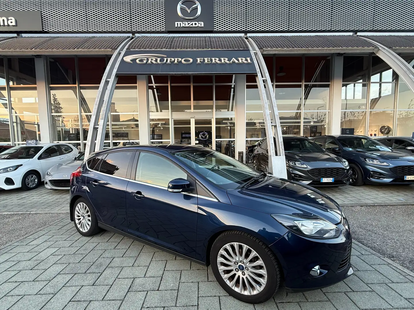Ford Focus Focus III 2011 5p 1.6 tdci Titanium 115cv Blauw - 1