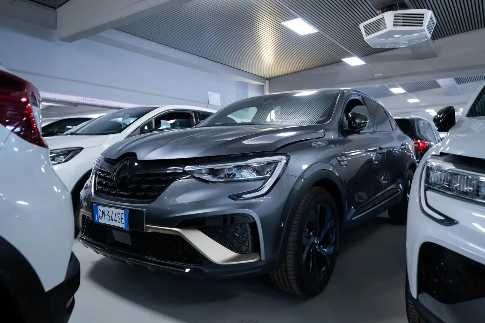 Renault Arkana 1.6 E-Tech full hybrid E-Tech Engineered Fast Tra - 1