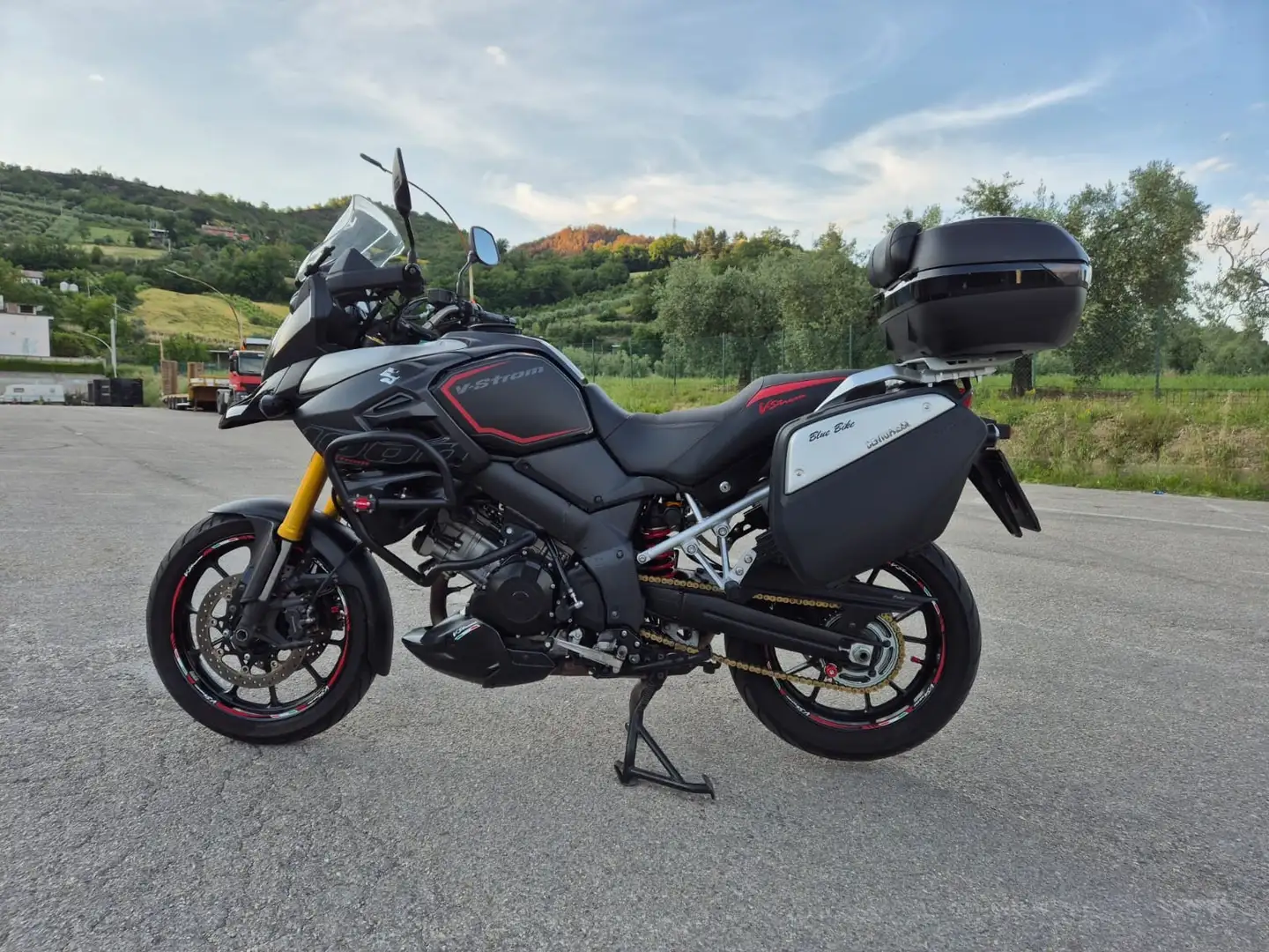 Suzuki V-Strom 1000 prezzo trattabile incluse valigie da viaggio Negru - 1