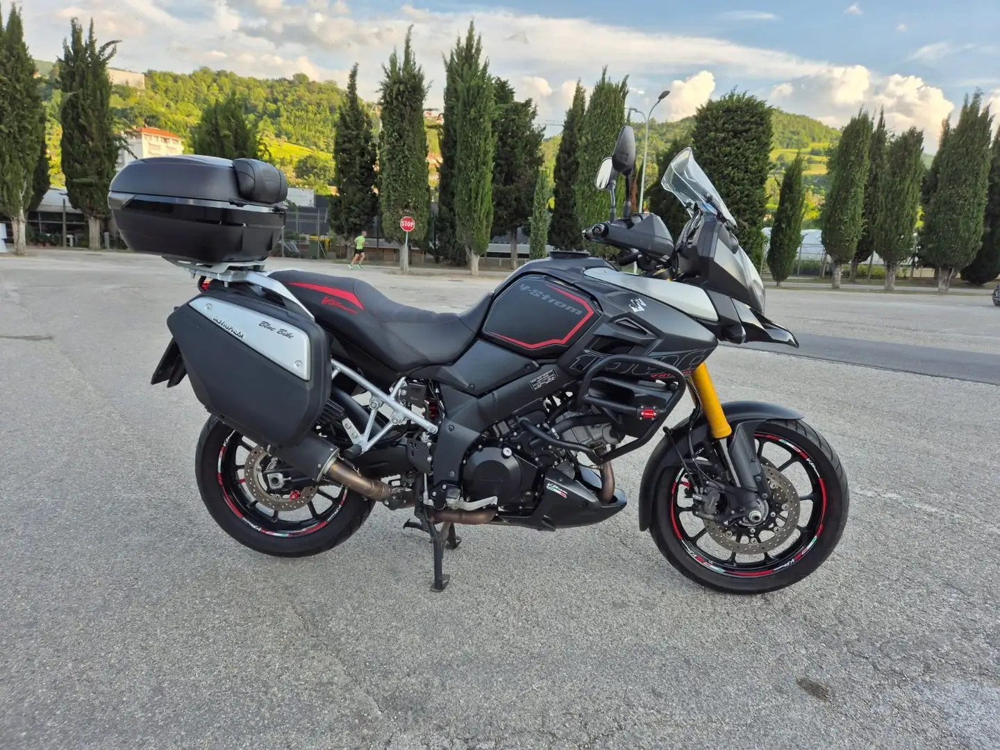 Suzuki V-Strom 1000 prezzo trattabile incluse valigie da viaggio Negru - 2