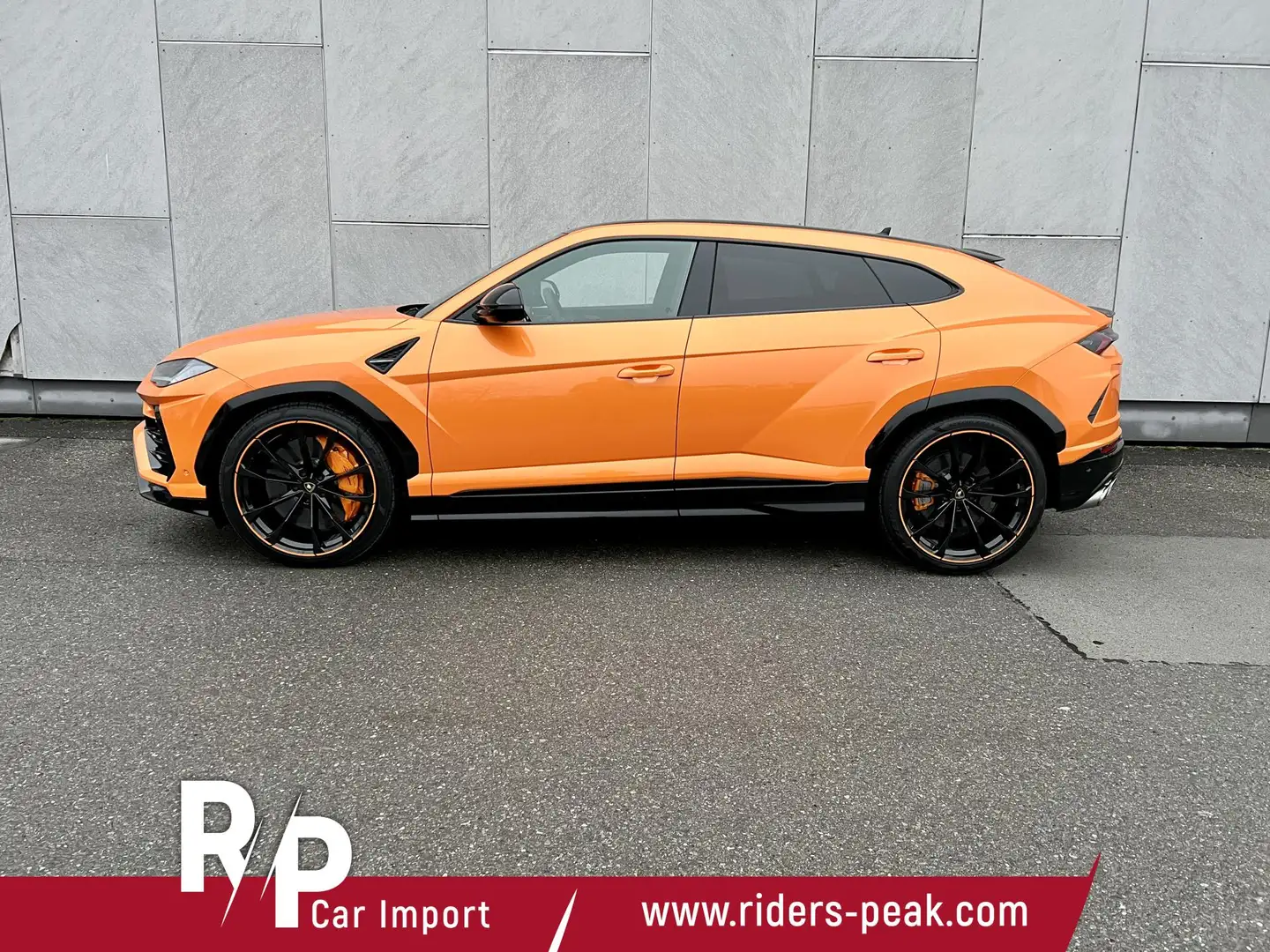 Lamborghini Urus CAPSULE EDITION/PANODACH/B&O/23"/ALLRAD/650 PS Portocaliu - 2