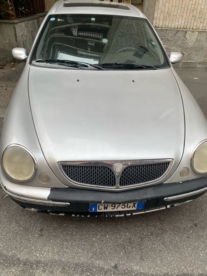Lancia Lybra SW 1.9 jtd LX 115cv - 1