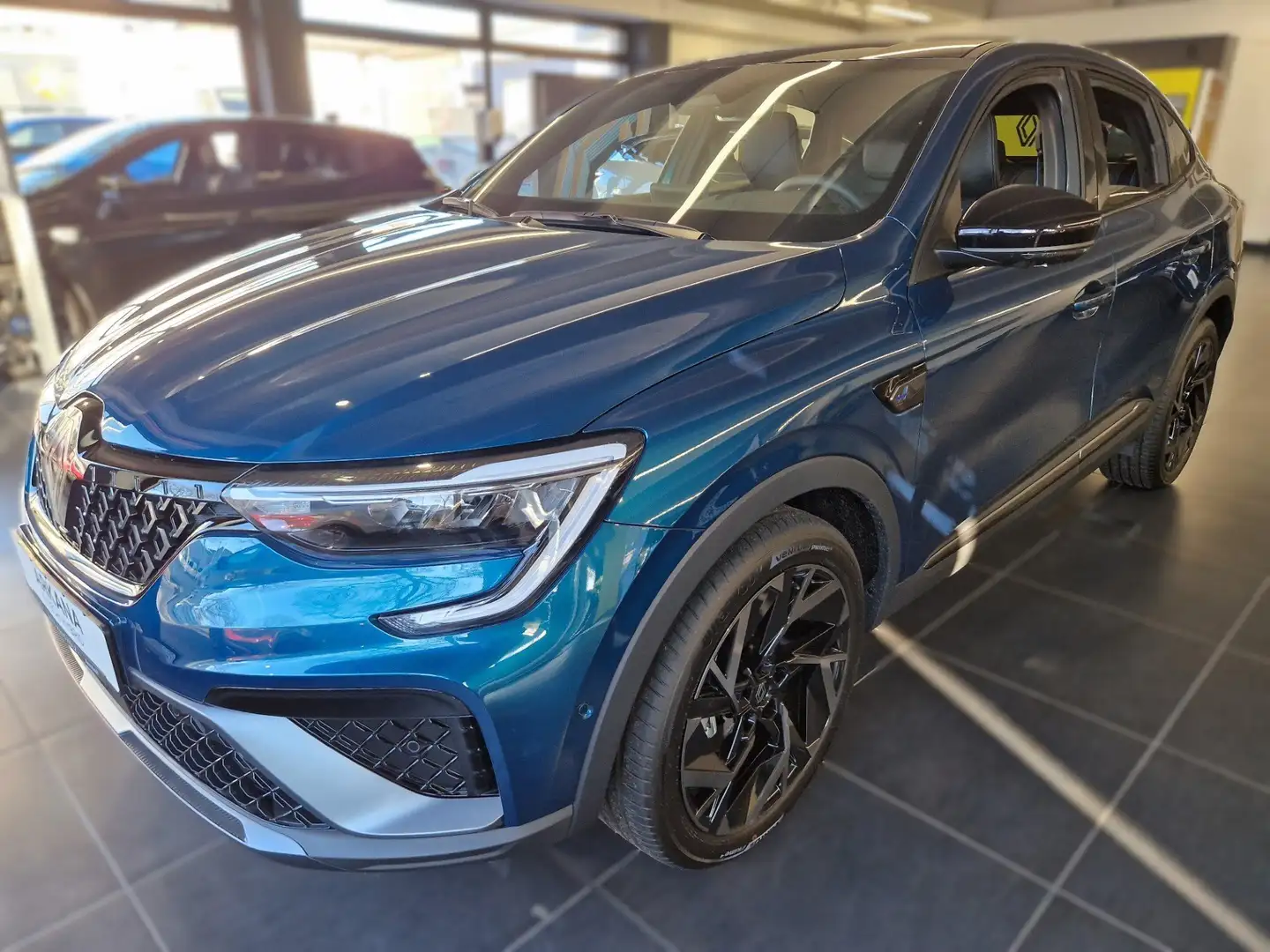 Renault Arkana Esprit Alpine Full Hybrid 145 BOSE Blau - 1
