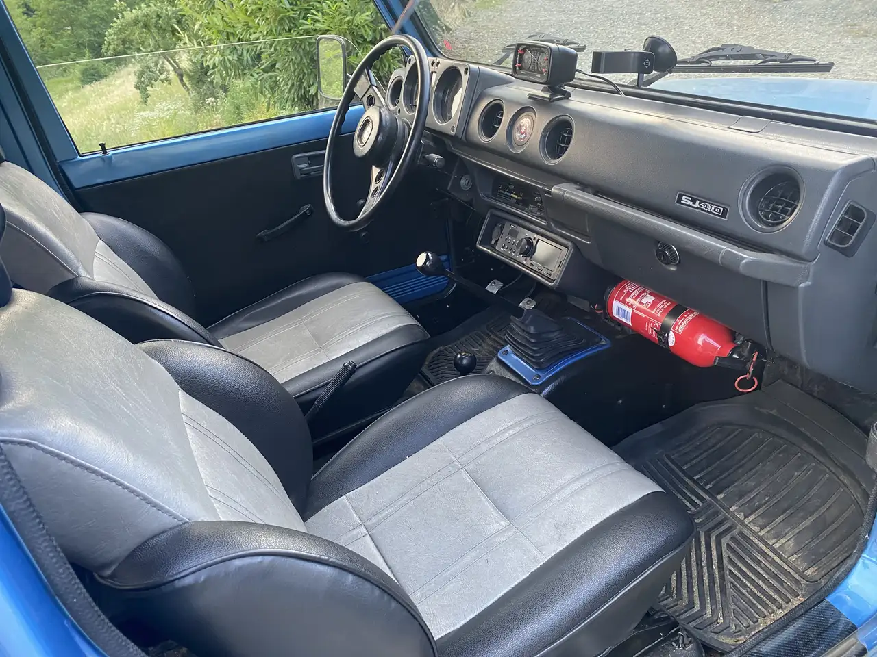 Suzuki SJ 410 Van de Luxe, foto 4