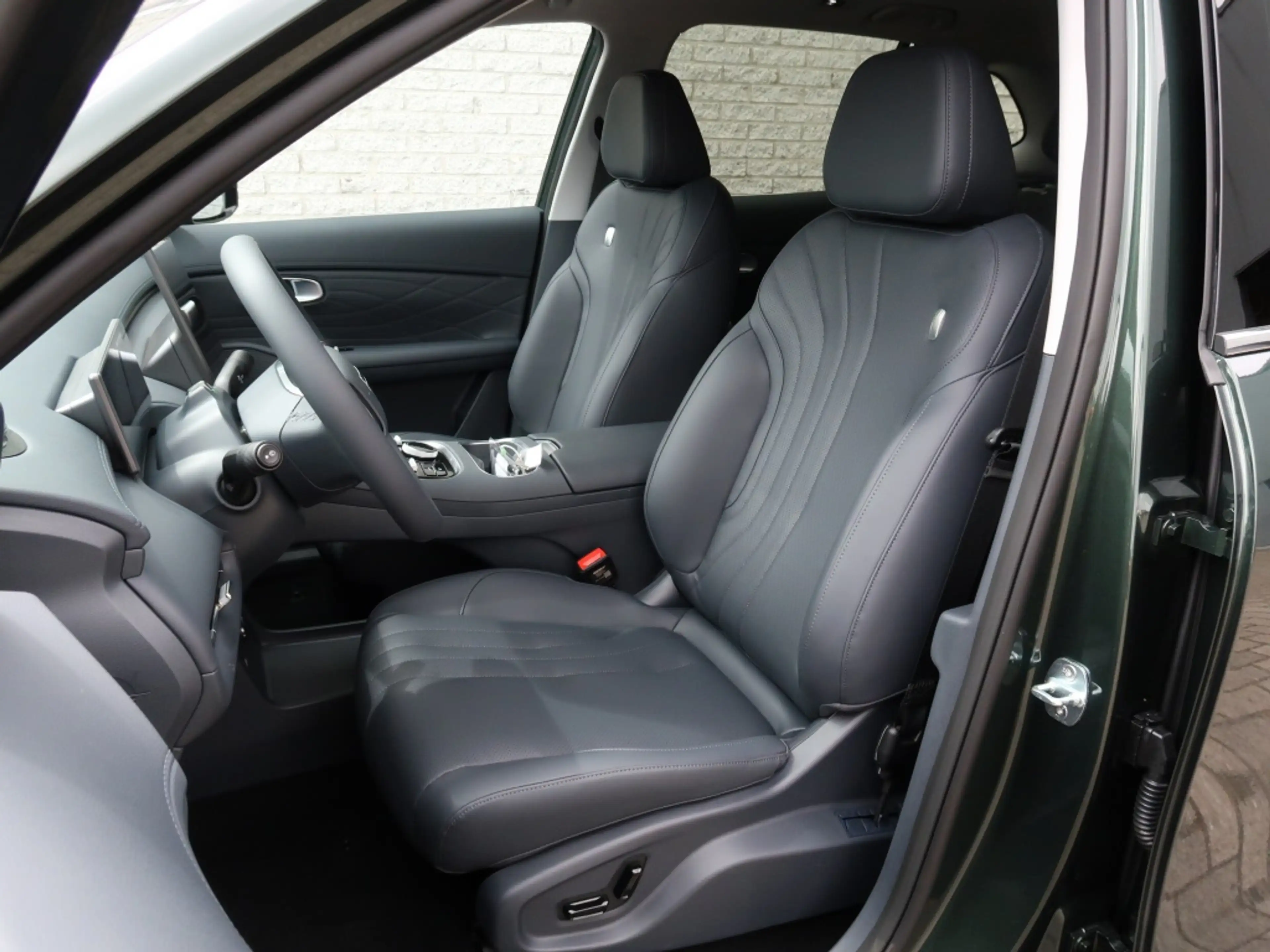Geely Starray EM-i 1.5 Pro | 360° Camera | ICC | 83 km Elektrisch — photo 3