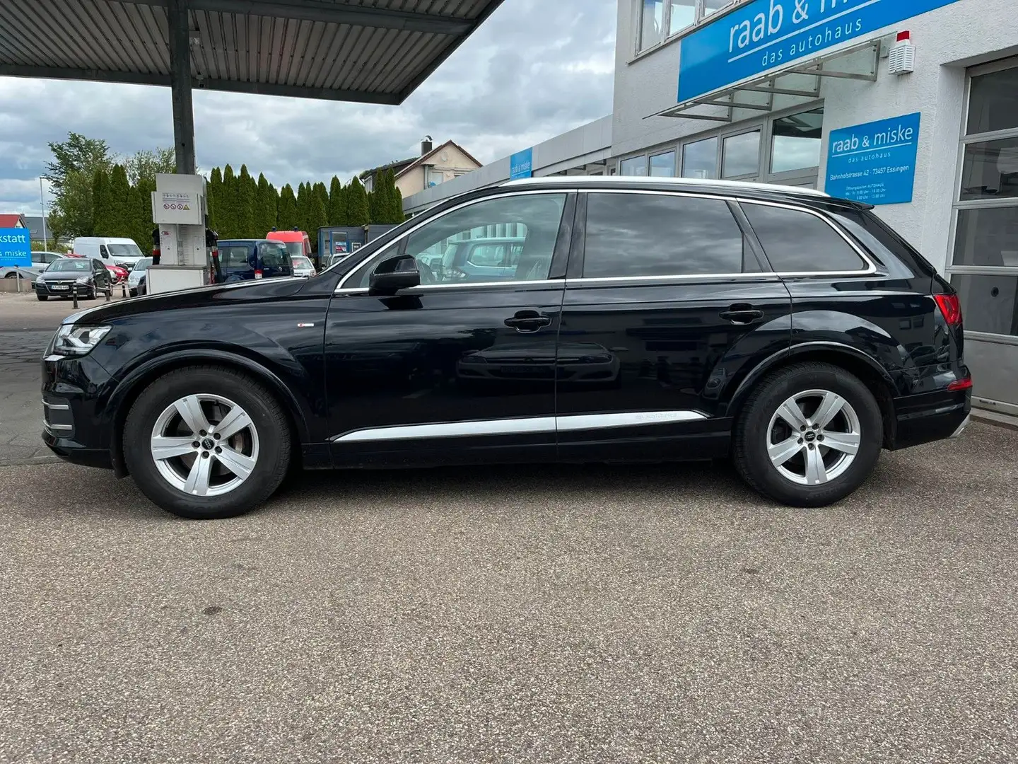 Audi Q7 3.0 TDI quattro S line *AHK/Navi/Kamera* Noir - 2