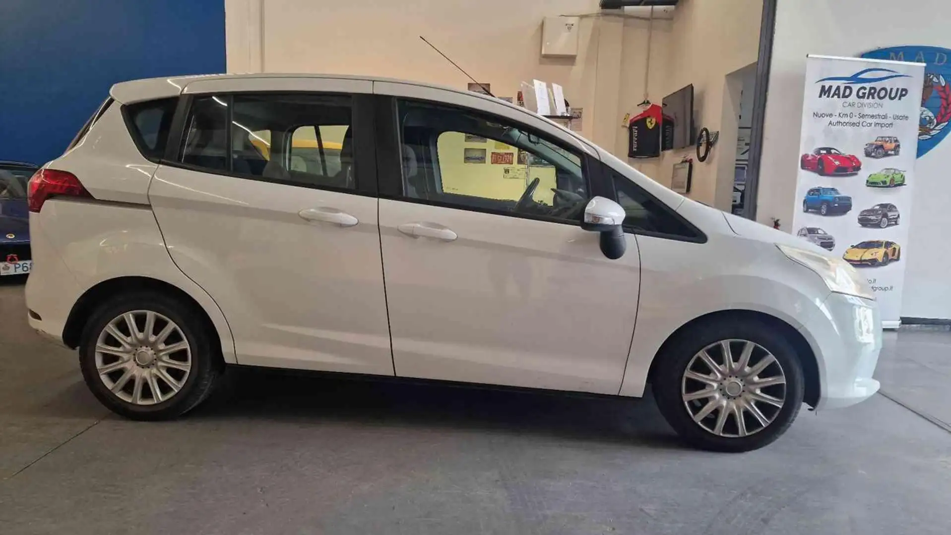 Ford B-Max 1.6 TDCi 95 CV Titanium BASSI CONSUMI GRANDI SPAZI Bianco - 2