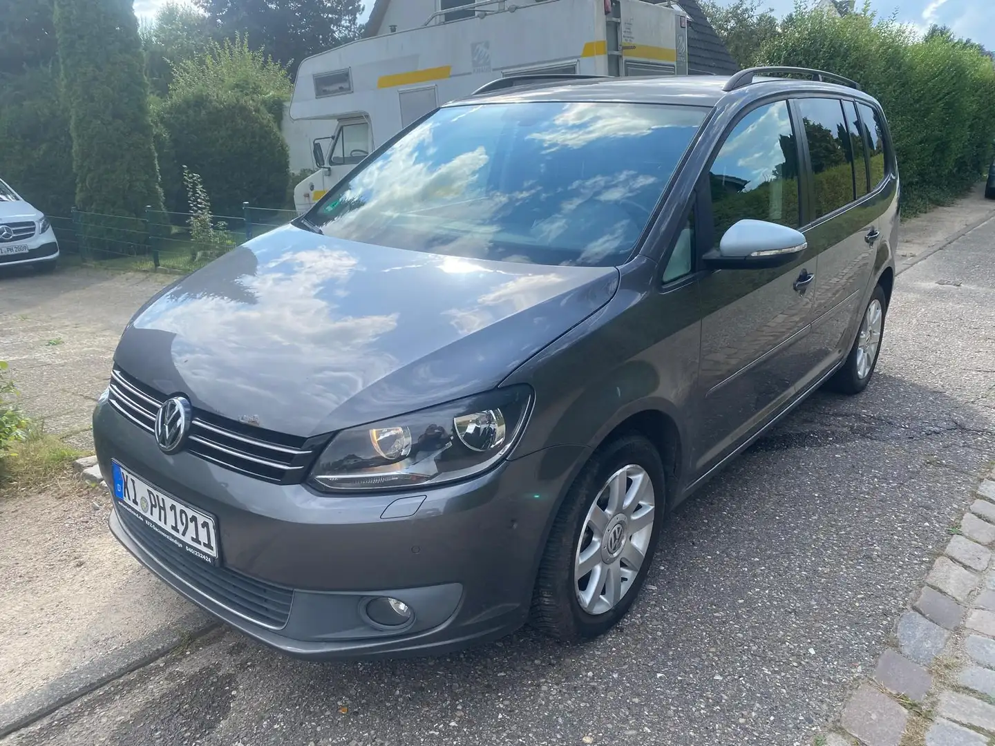 Volkswagen Touran Touran 1.6 TDI DPF DSG Comfortline Grau - 2