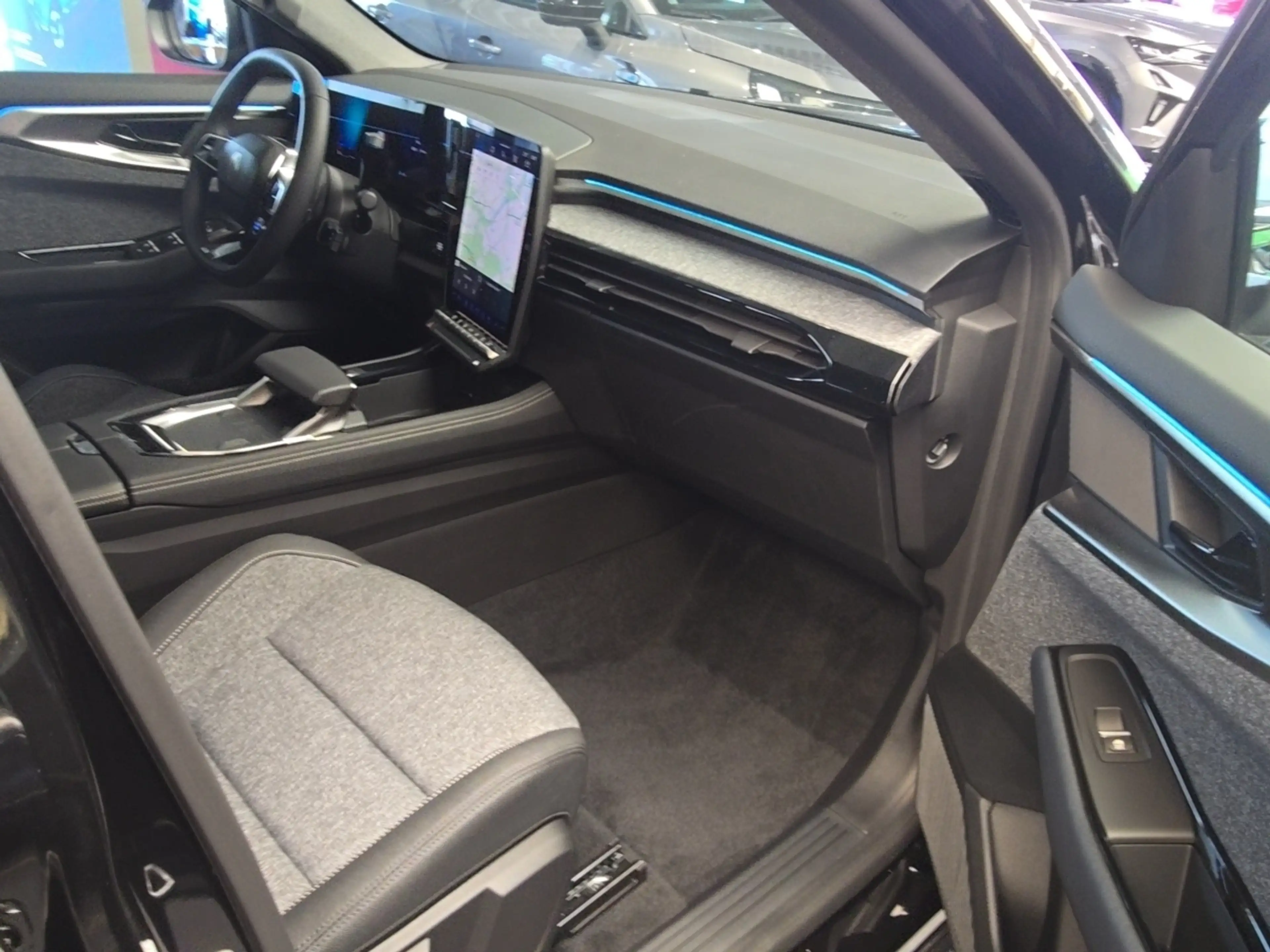 Renault Espace E-TECH Techno VollHybrid 200 **7-Sitzer** — photo 10