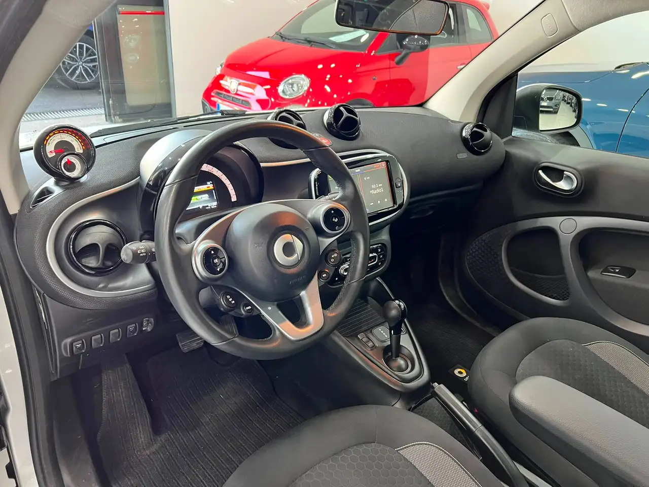 smart forTwo 2023 — фото 11