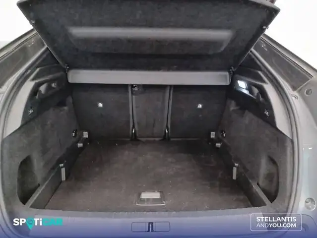 Peugeot 3008 view 6
