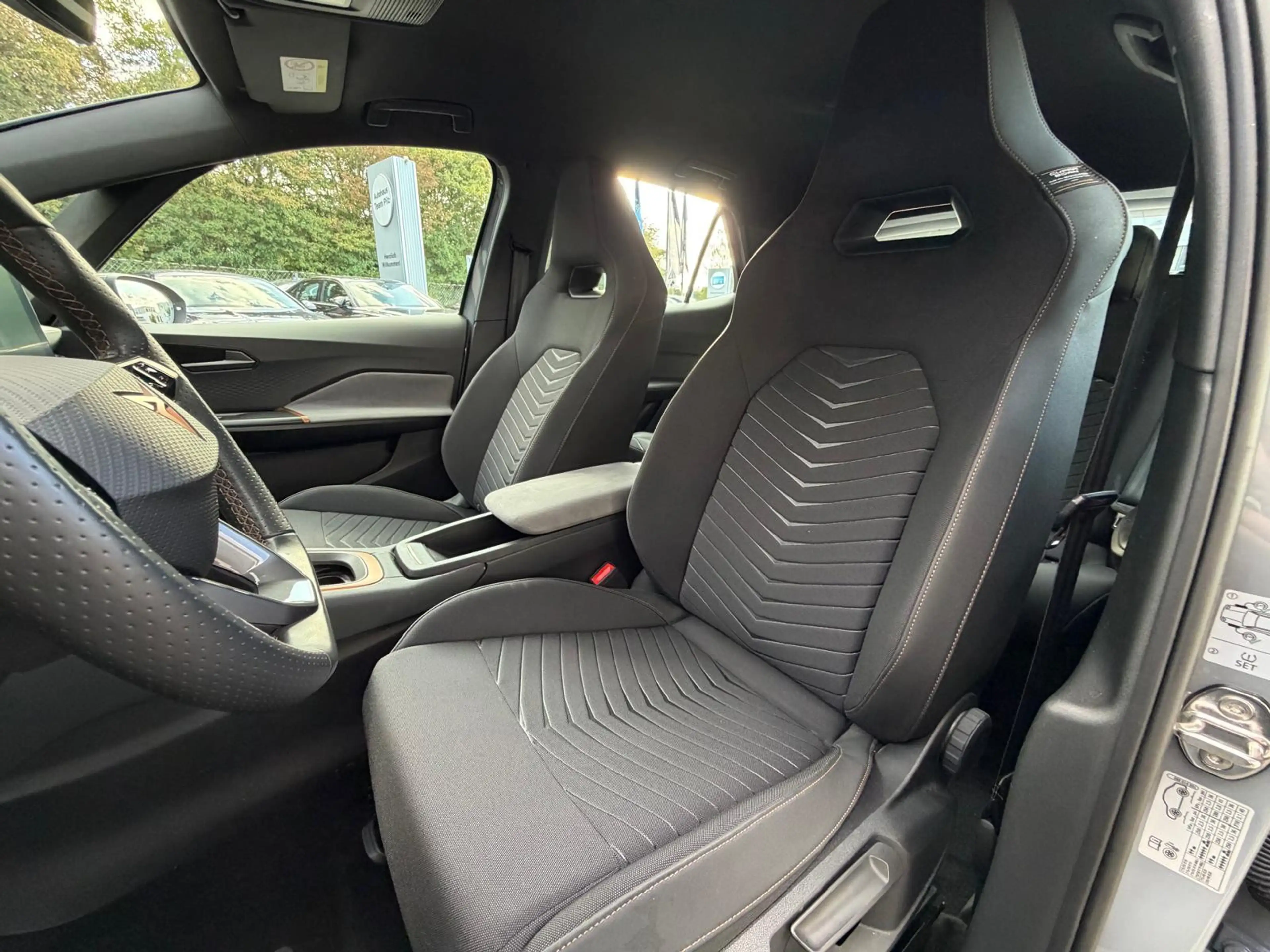 CUPRA Born 58 KWH >ALCANT+LED+TEMP+MFL+PDC+CARP+DAB+ — photo 10
