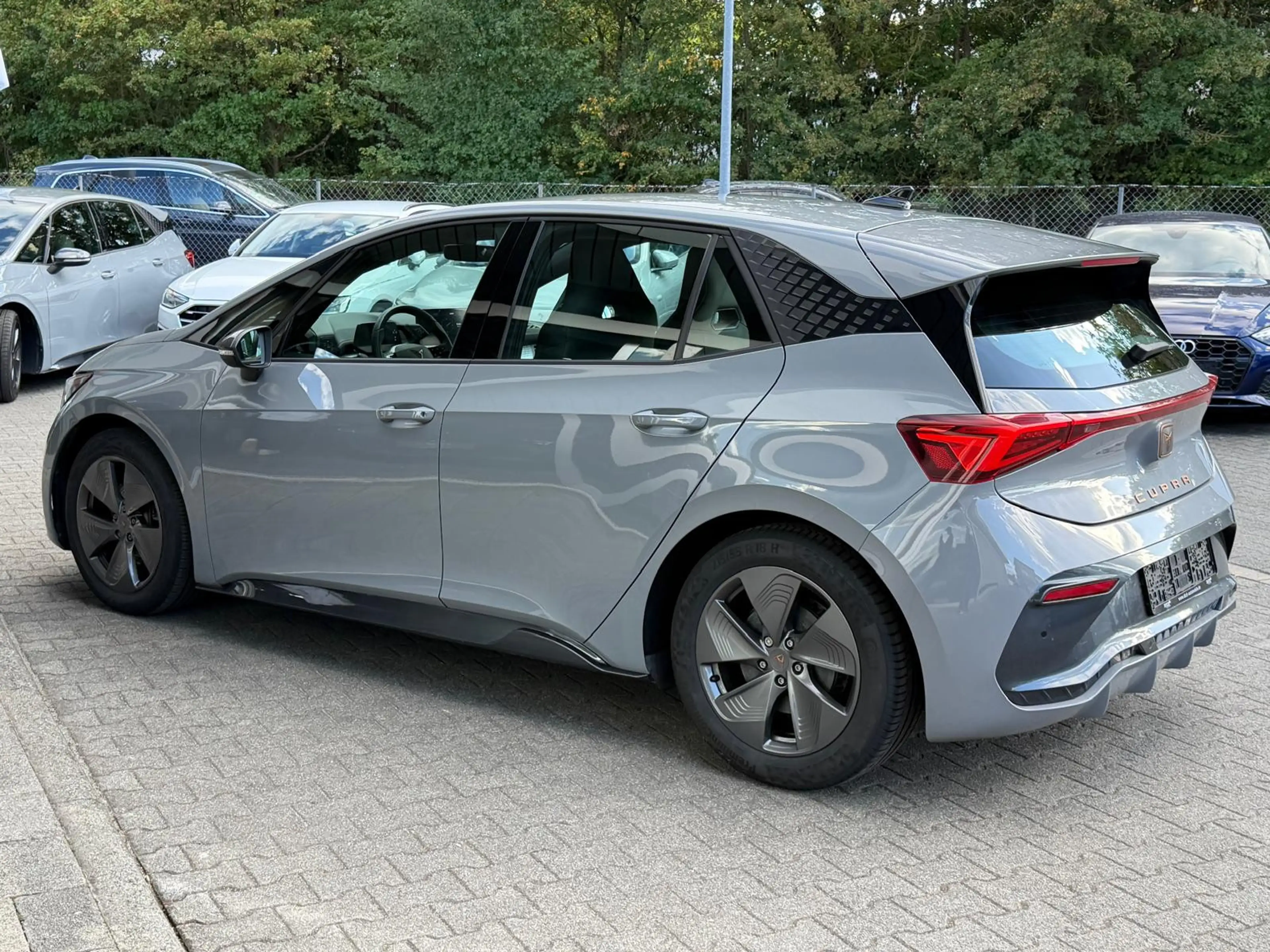 CUPRA Born 58 KWH >ALCANT+LED+TEMP+MFL+PDC+CARP+DAB+ — photo 7