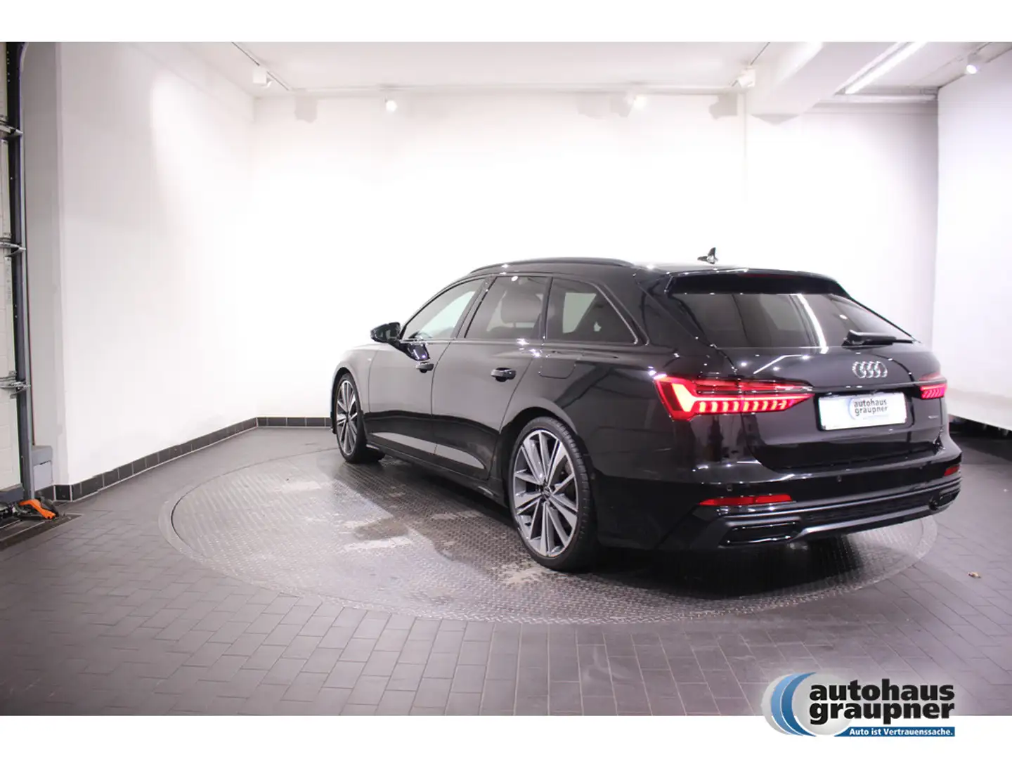 Audi A6 Avant 50 TFSI e quattro sport PANO 360° Schwarz - 2