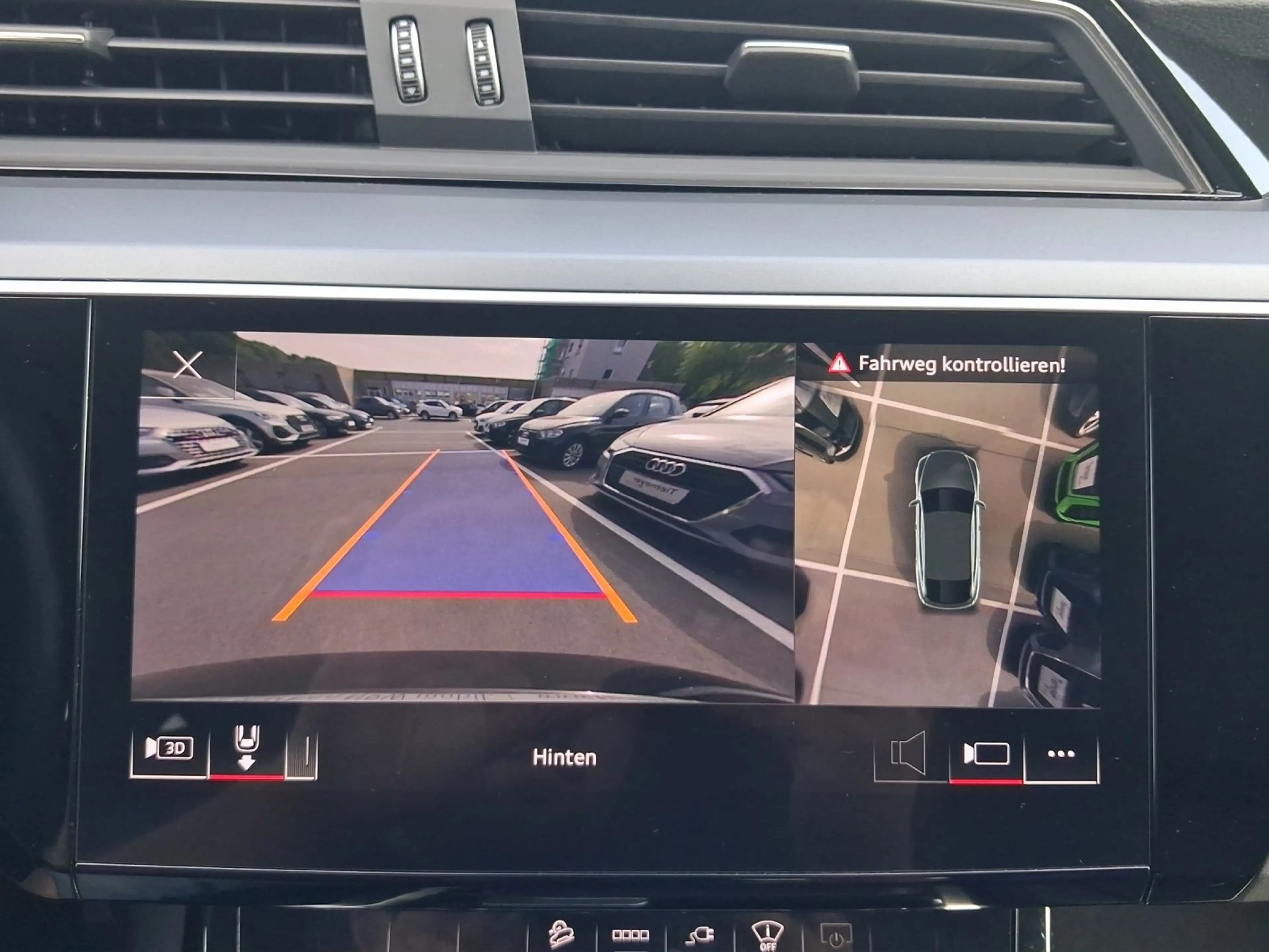 Audi e-tron 55 Q ADVANCED SELECTION UPE106 — photo 13