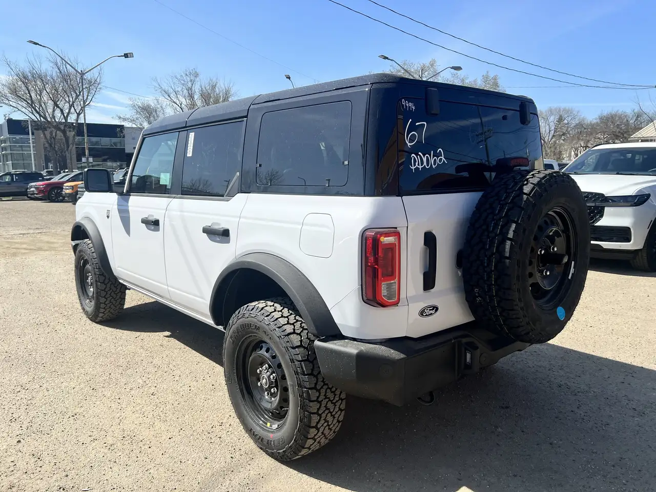 Ford Bronco снимка Ford Bronco