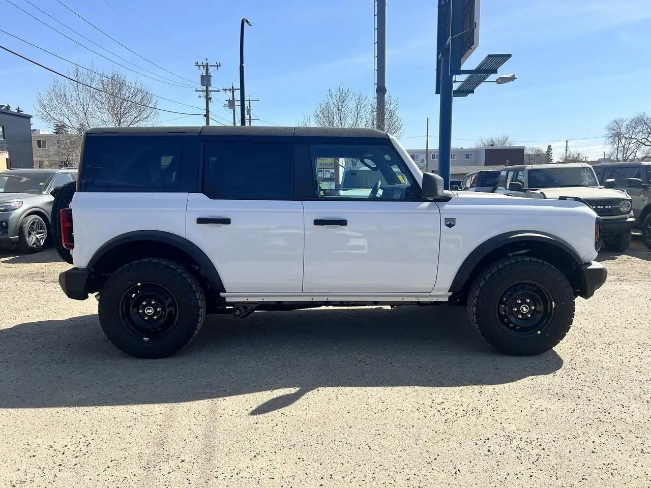 Ford Bronco снимка Ford Bronco