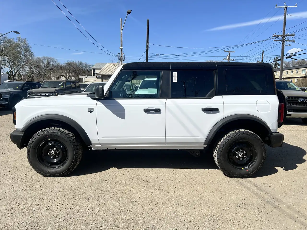 Ford Bronco снимка Ford Bronco