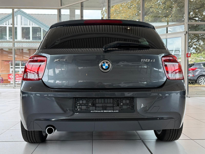 BMW 118 Limousine 5-trg. 118 d xDrive/PDC/Sportline/ — photo 6