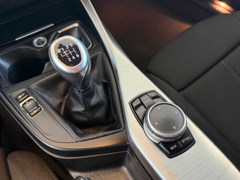 BMW 118 Limousine 5-trg. 118 d xDrive/PDC/Sportline/ — photo 14