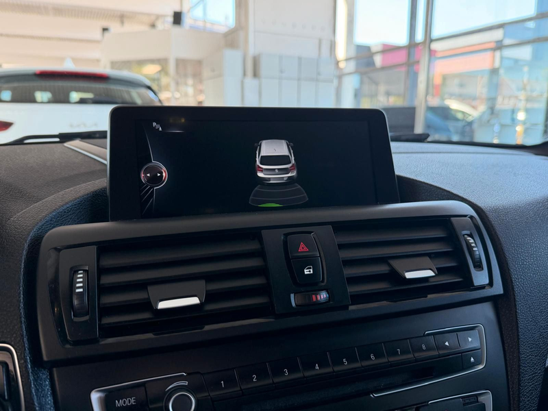 BMW 118 Limousine 5-trg. 118 d xDrive/PDC/Sportline/ — photo 12