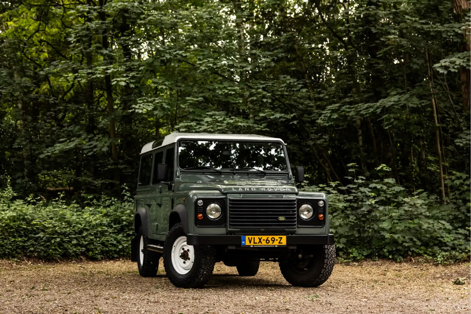 Land Rover Defender 2.2Tdci Station Wagon EURO5 Vert - 1