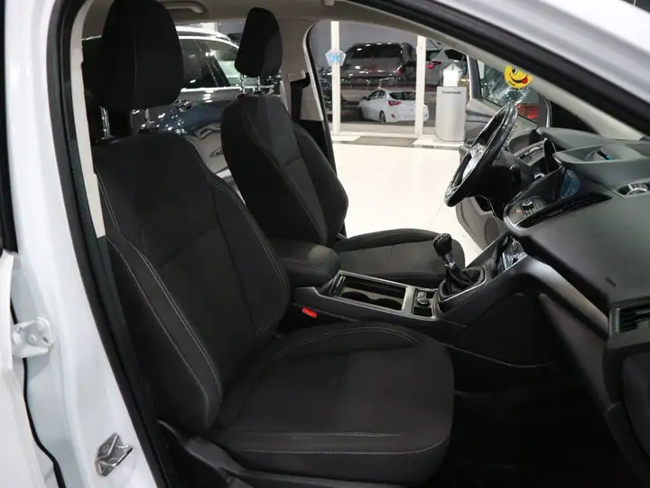 Ford Kuga 1.5 EcoB. 120 Trend S&S 4x2 2019, foto 23